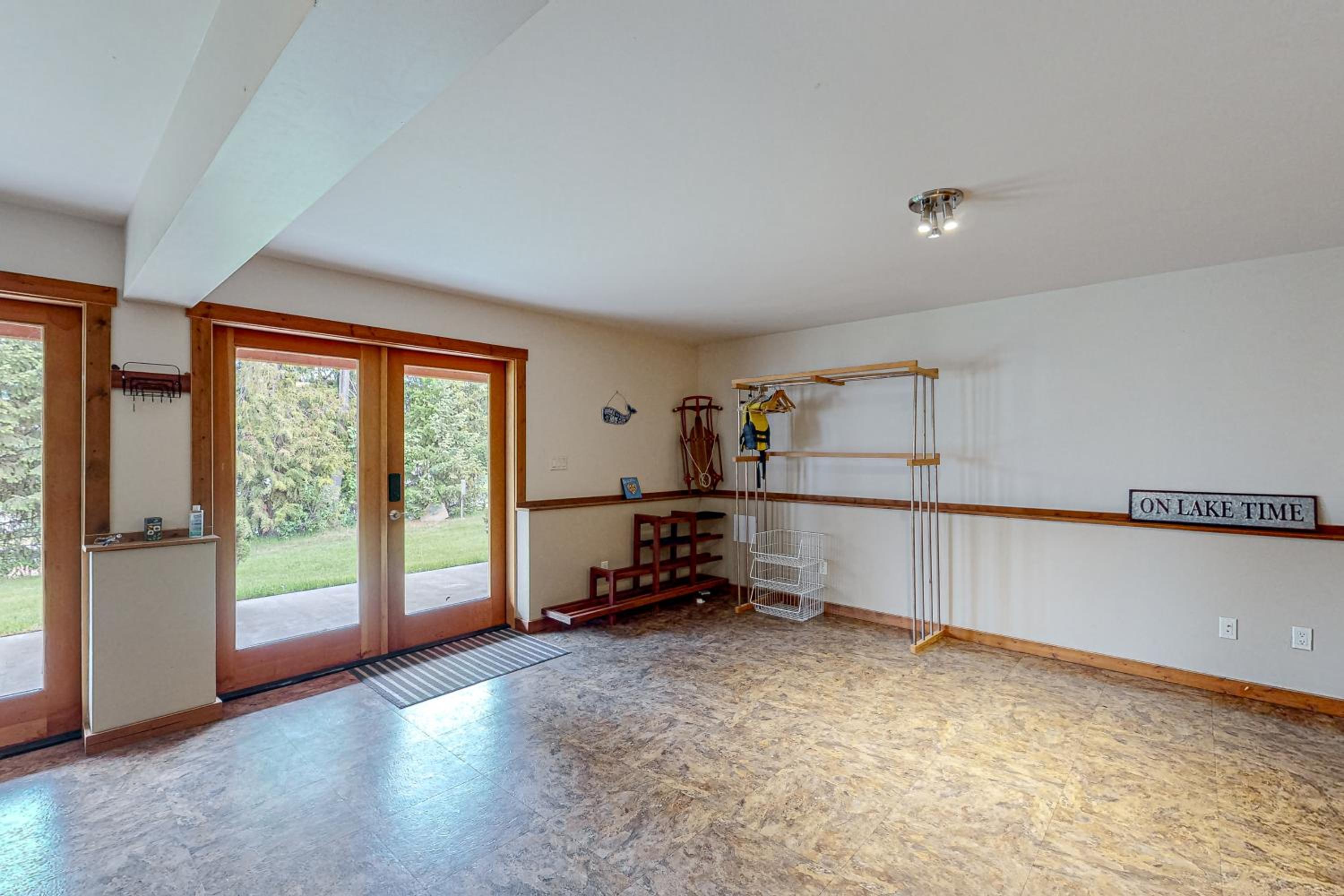 Lakeview Chalet