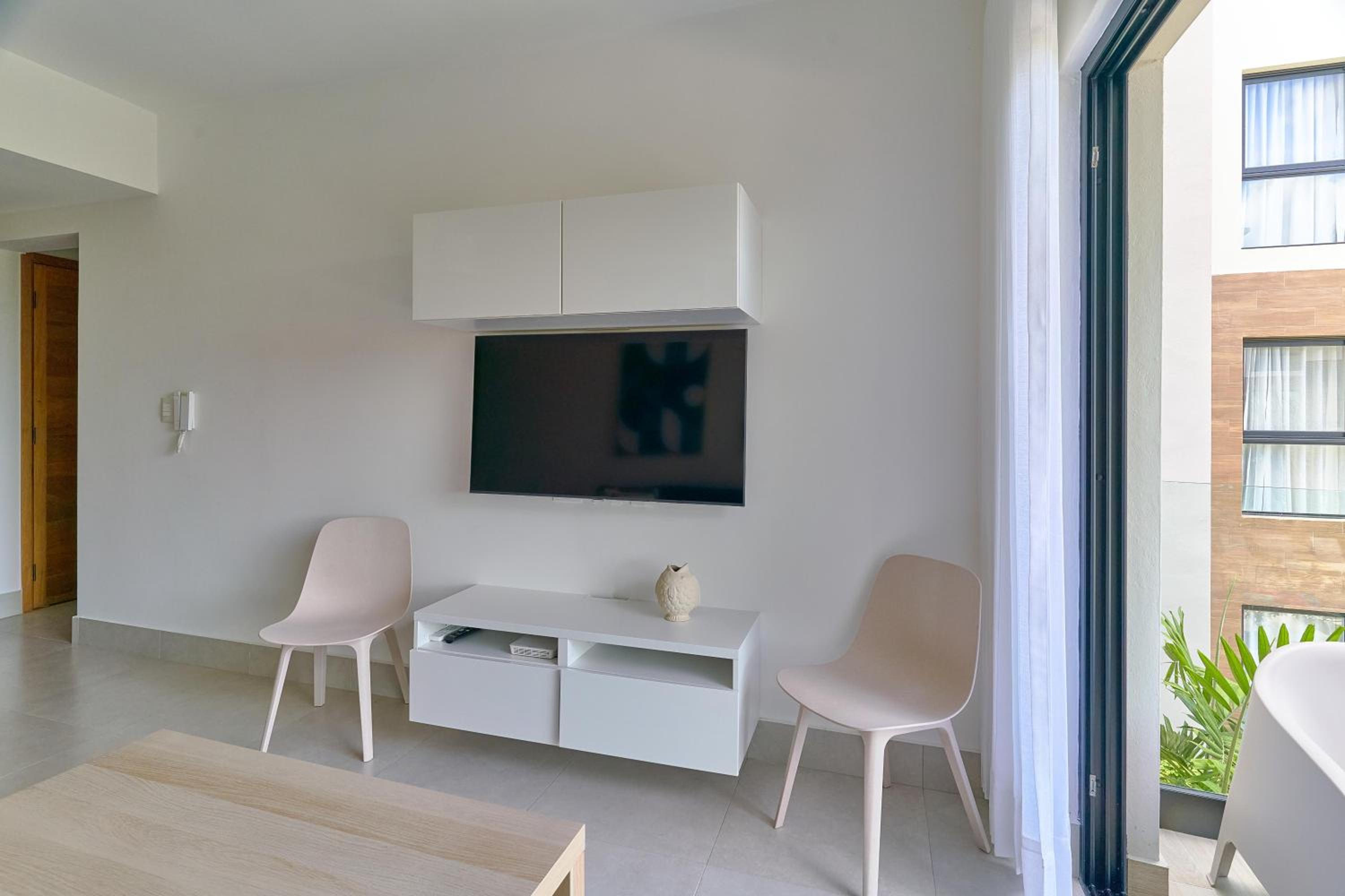 Elegant Comfy Pool View Apartment At Cap Cana view 2