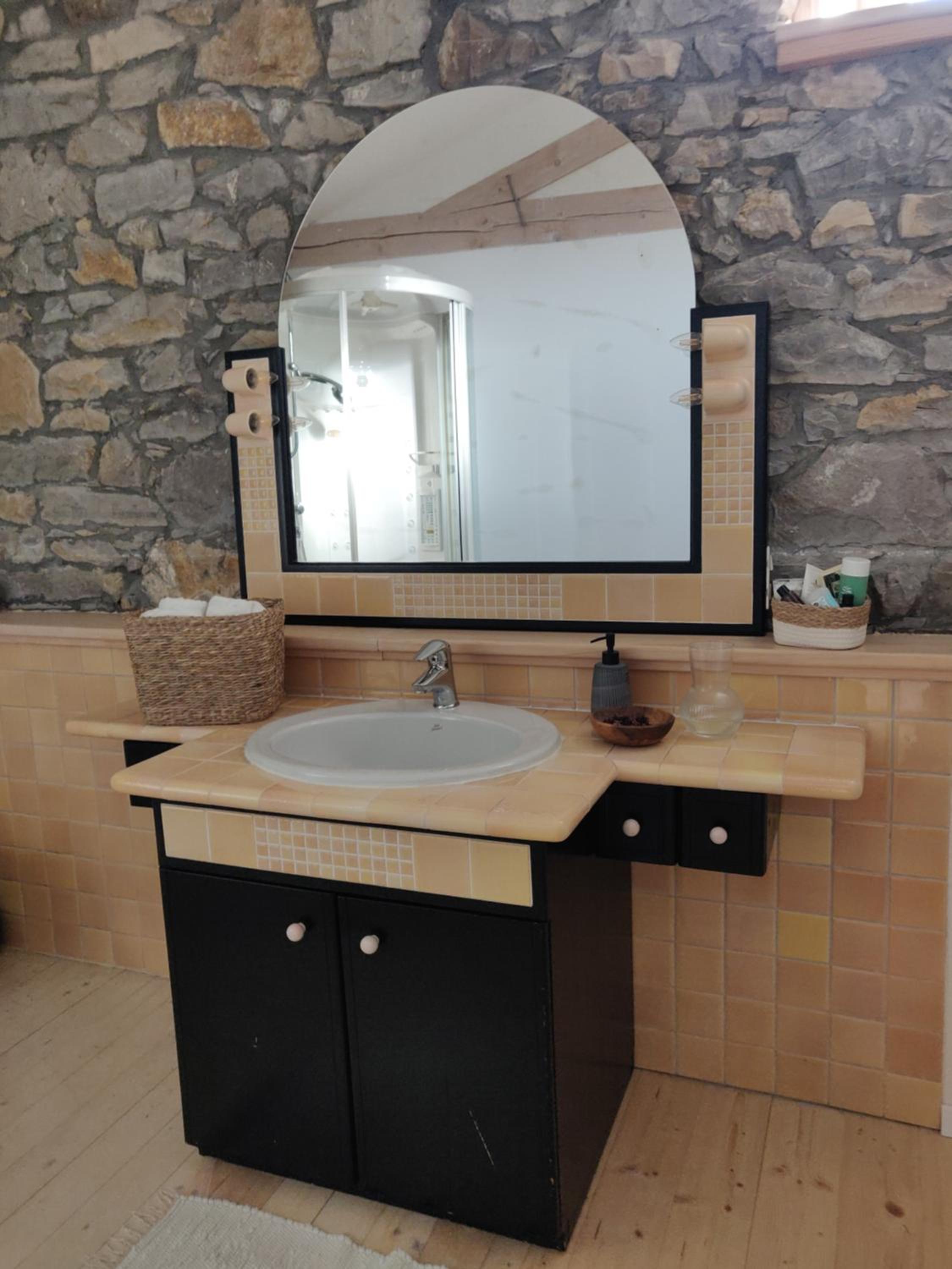 Small house in Vipava valley, photo 38