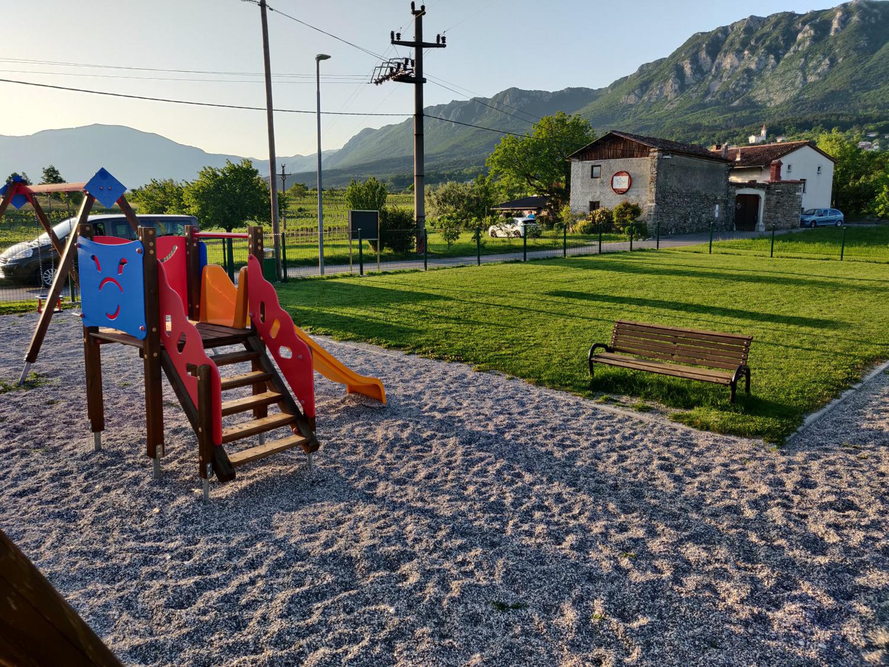 Small house in Vipava valley, photo 34