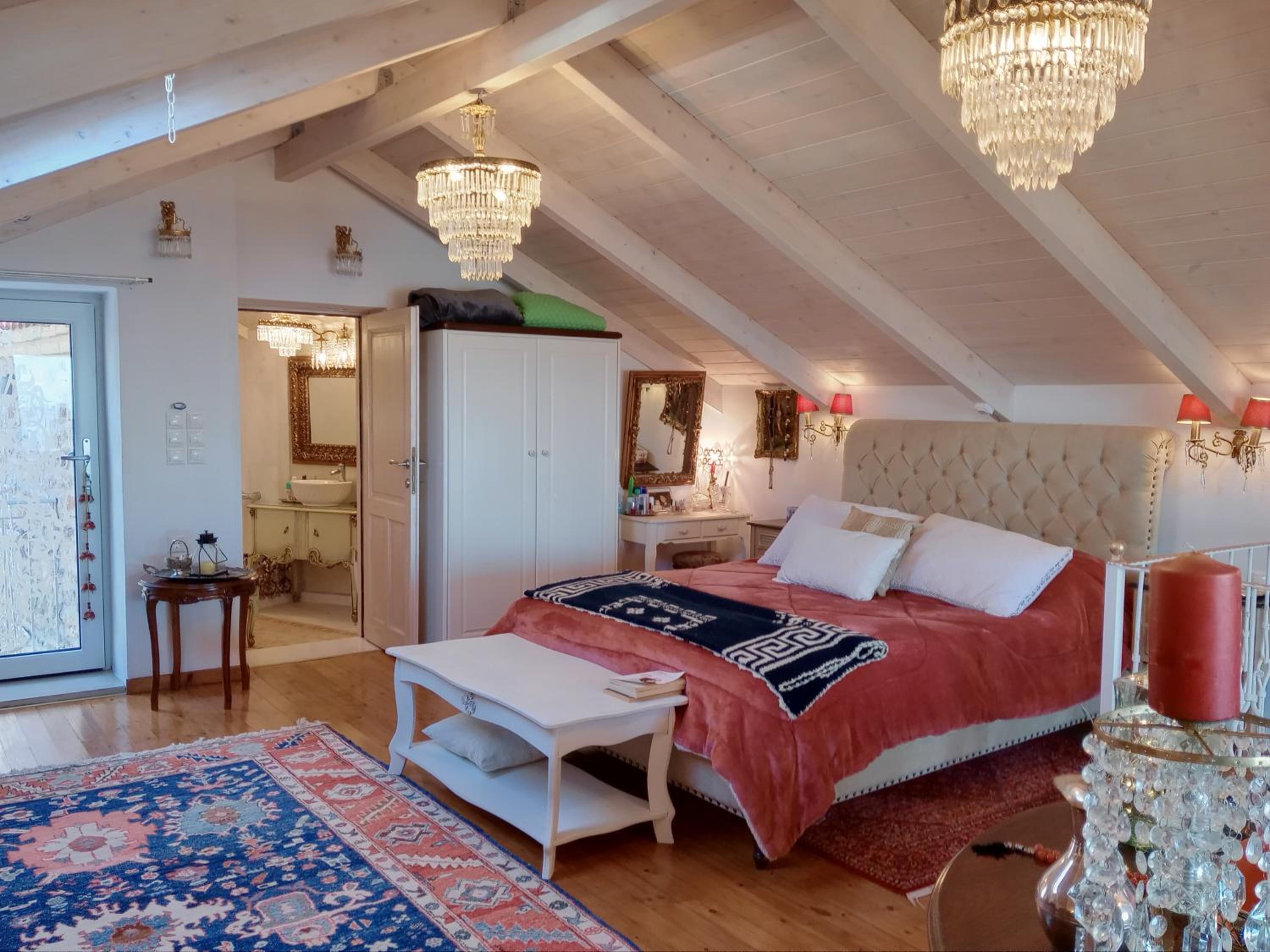 Penelope suite