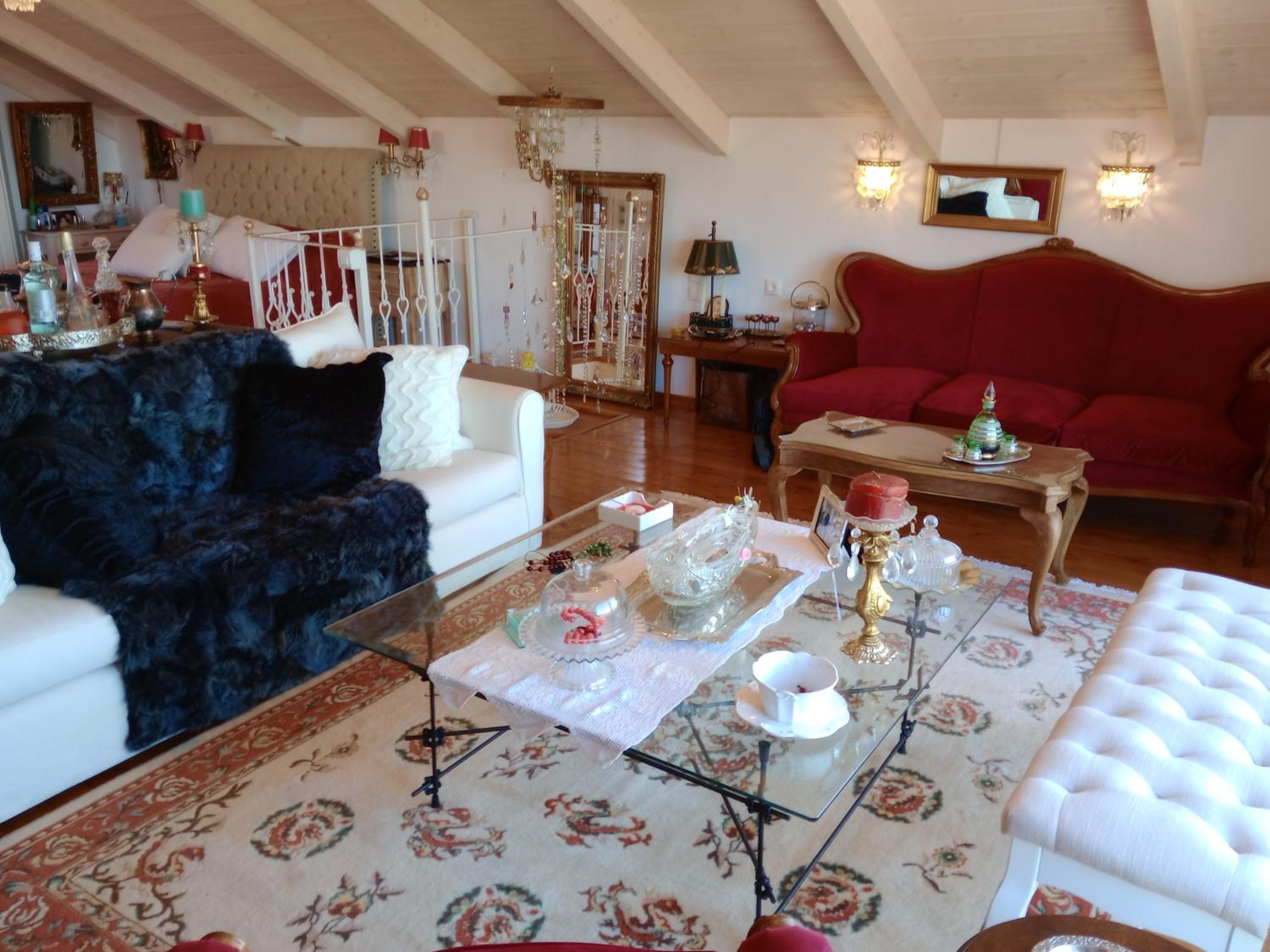 Penelope suite
