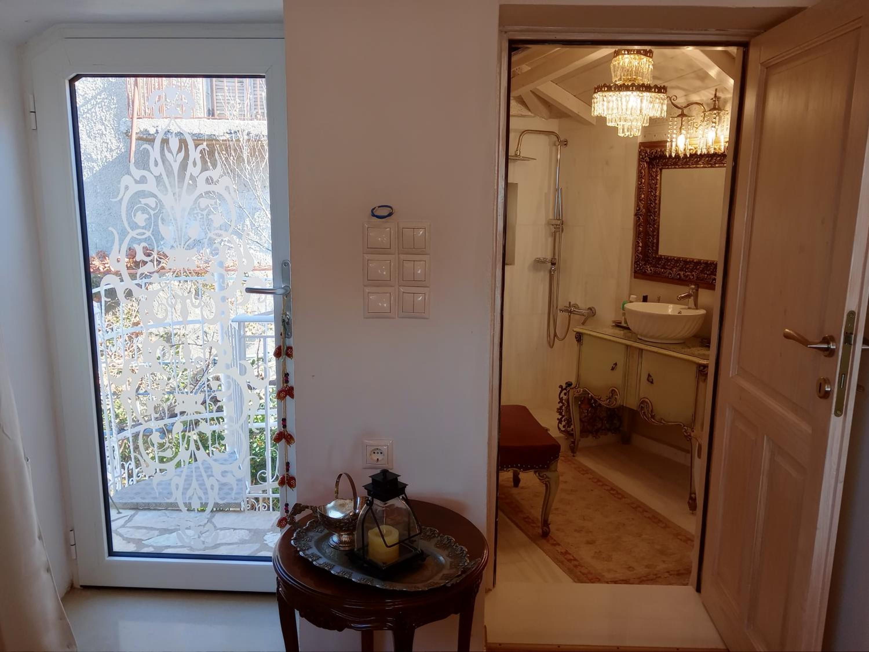 Penelope suite