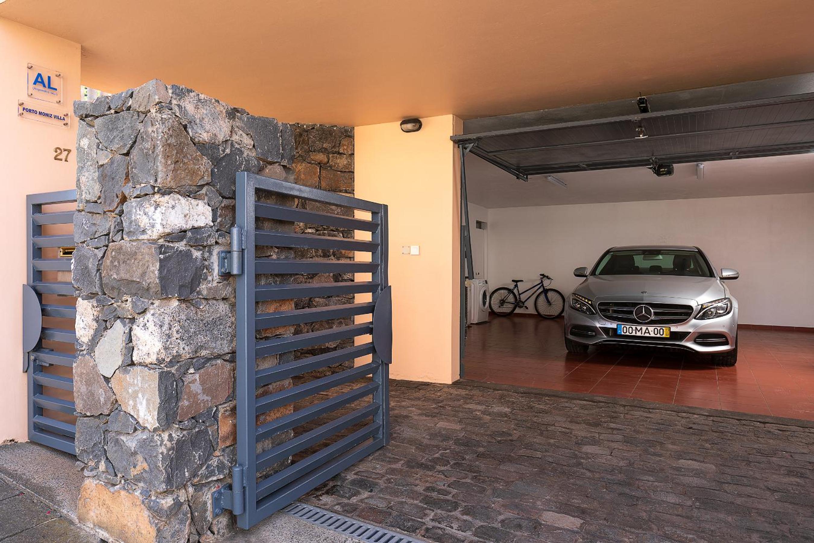 Porto Moniz Villa