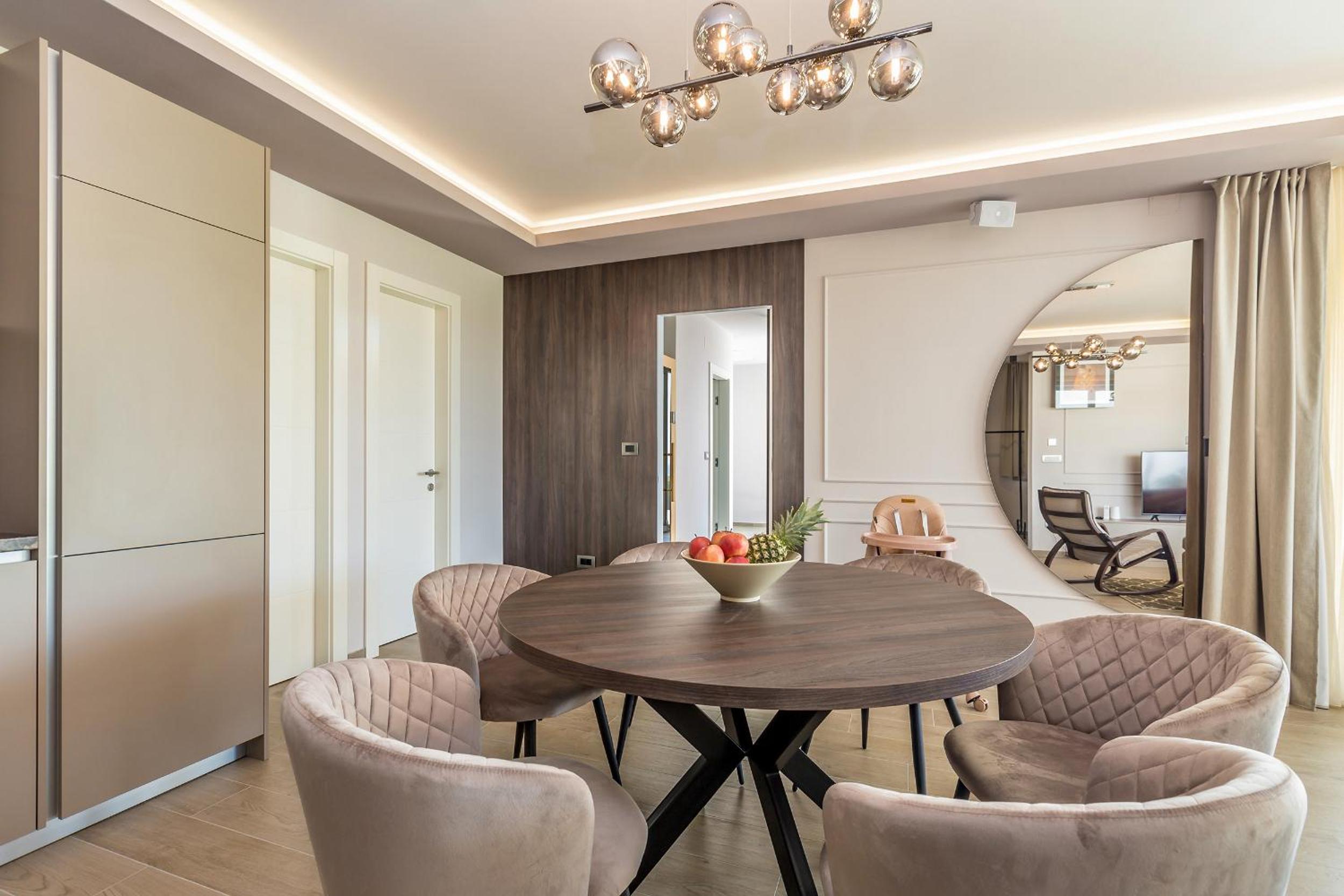Villa VISTA with private pool and sauna