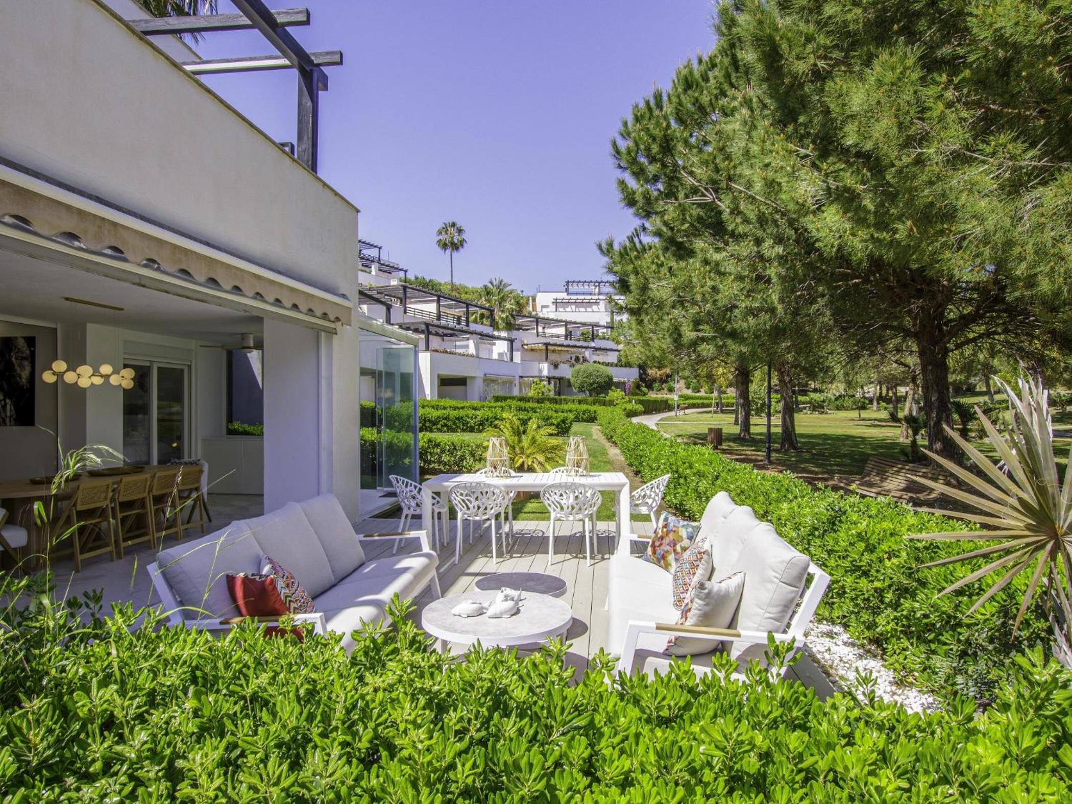 Las Terrazas de Santa Clara en Marbella — balance & terrace