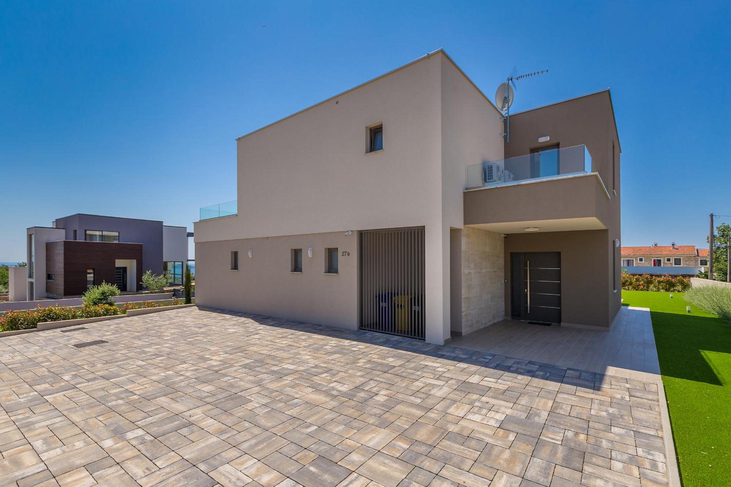 Villa VISTA with private pool and sauna