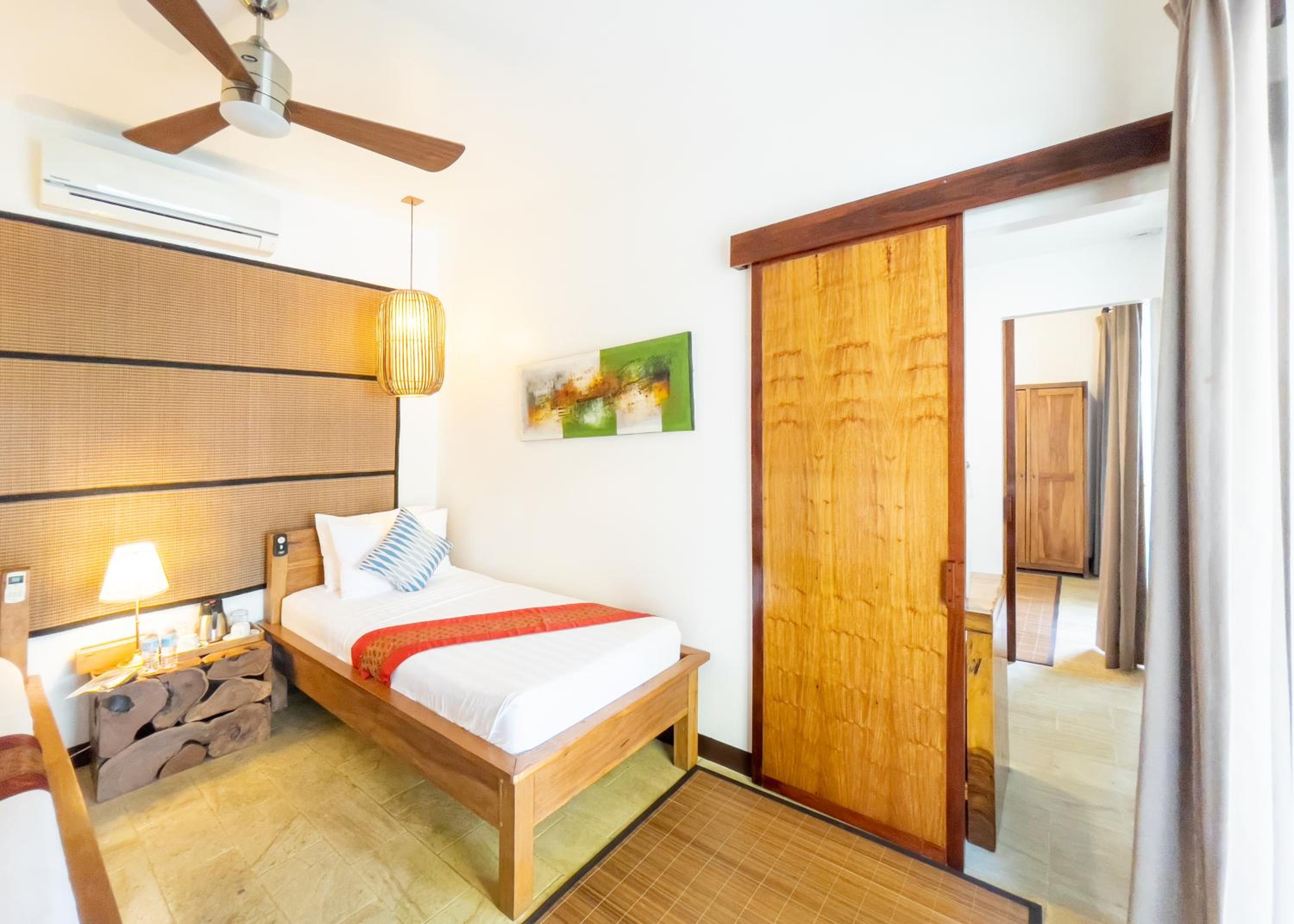 Cadlao Resort and Restaurant