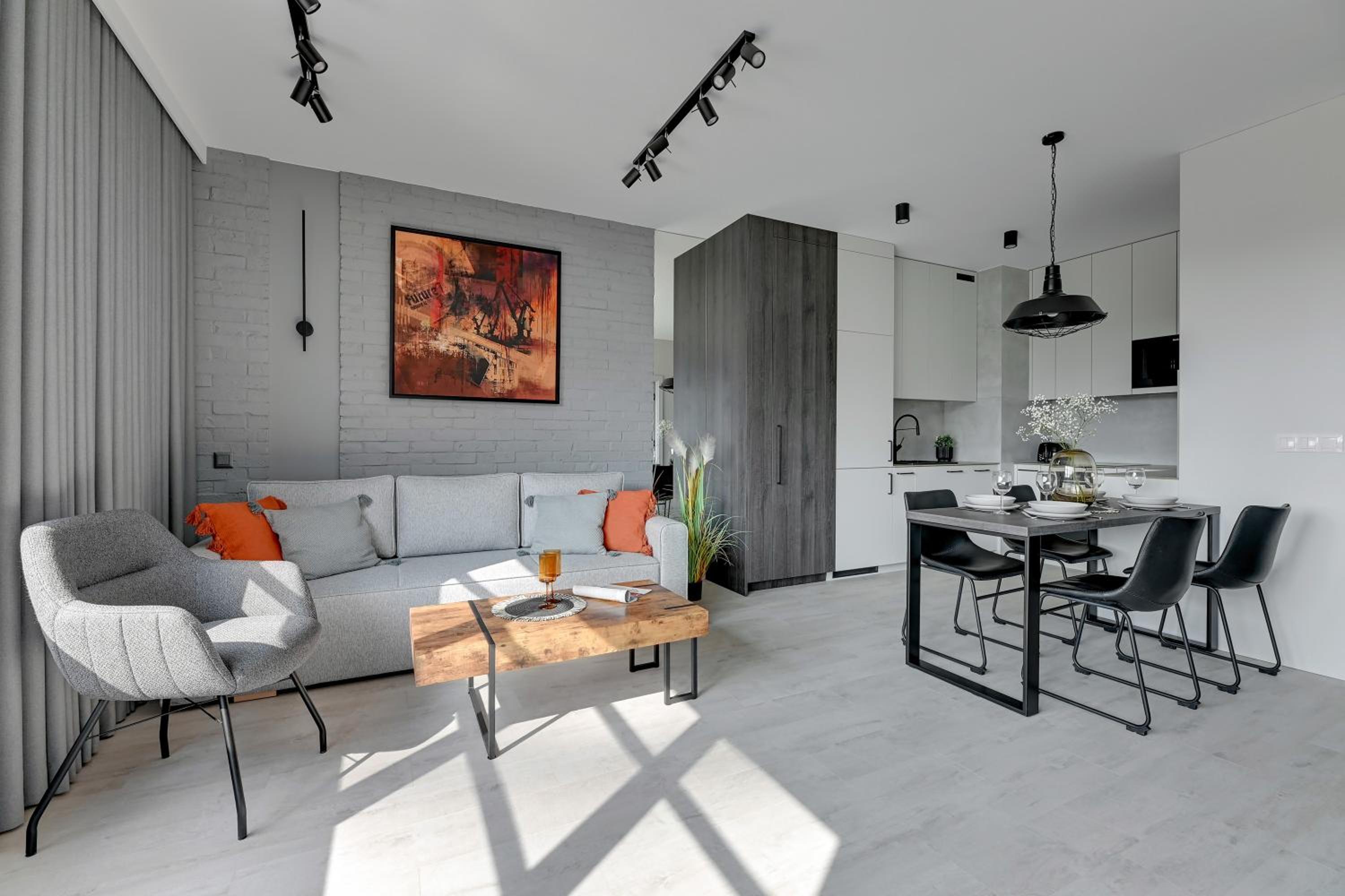 Flatbook - City Center Apartments Doki Living