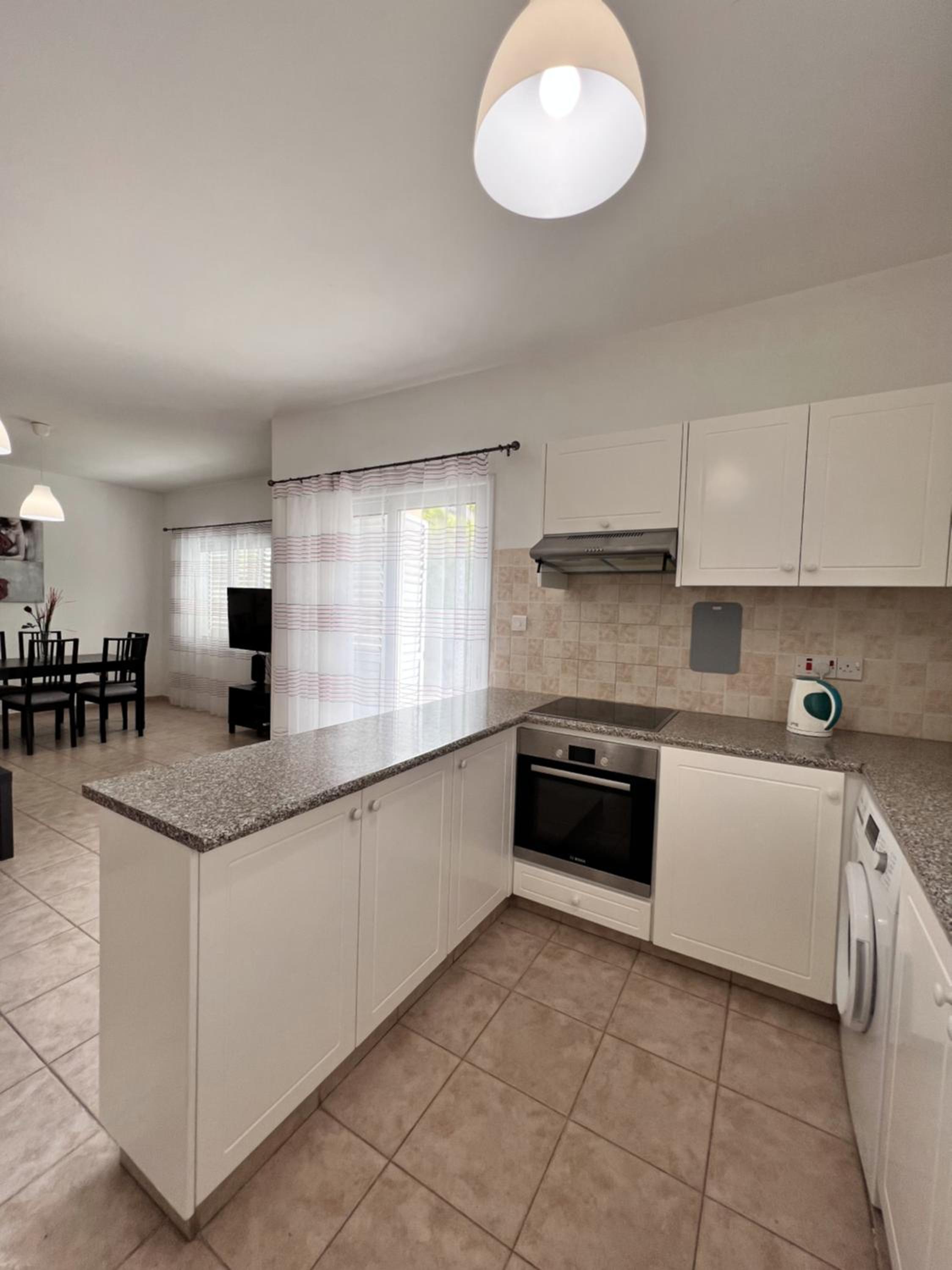Pafia Sunbeach Townhouse