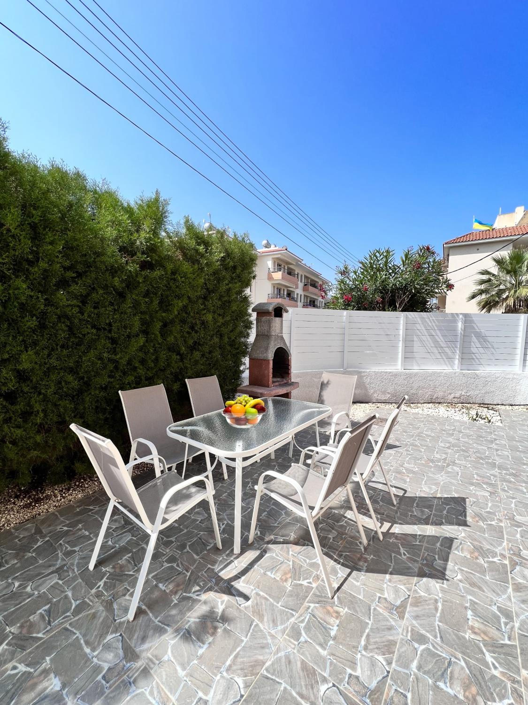 Pafia Sunbeach Townhouse