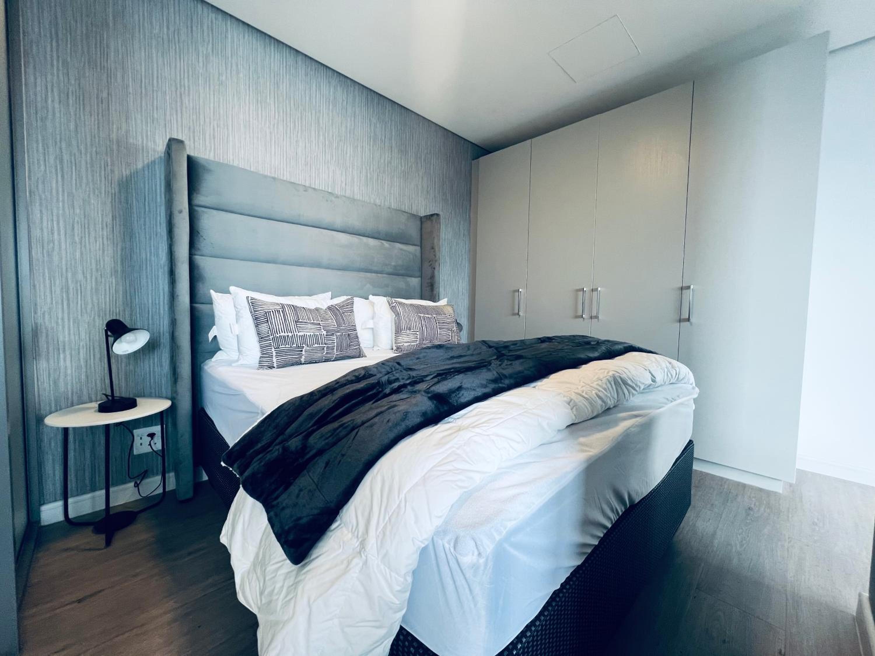 The Median Apartments photo 2