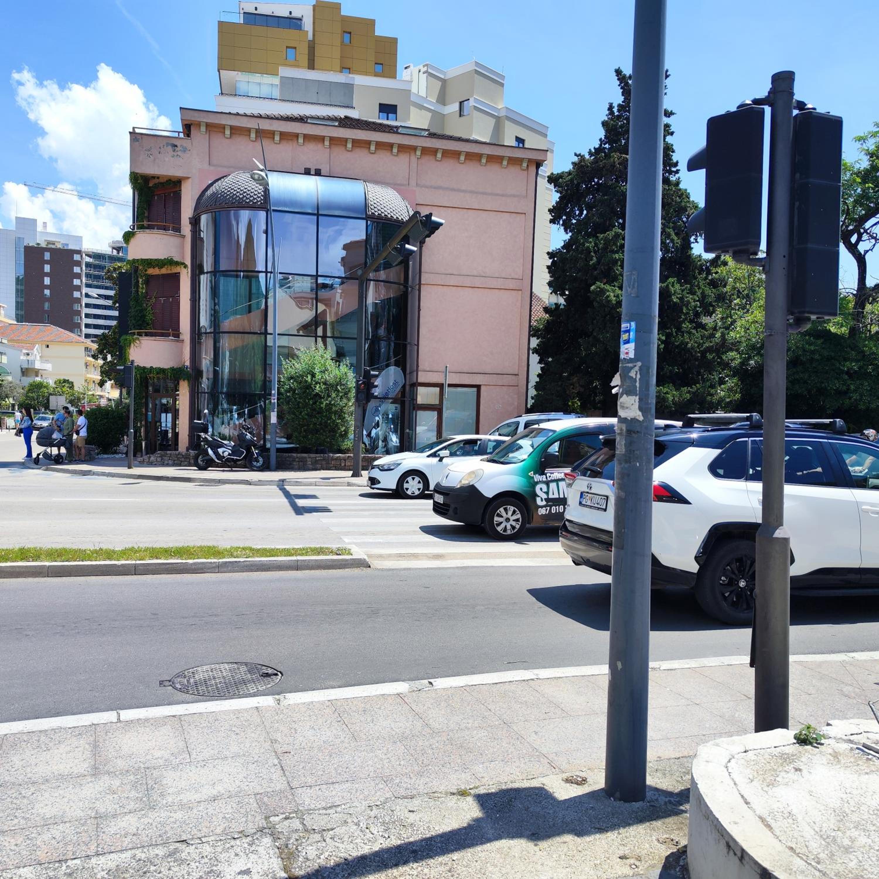 Real Apartments