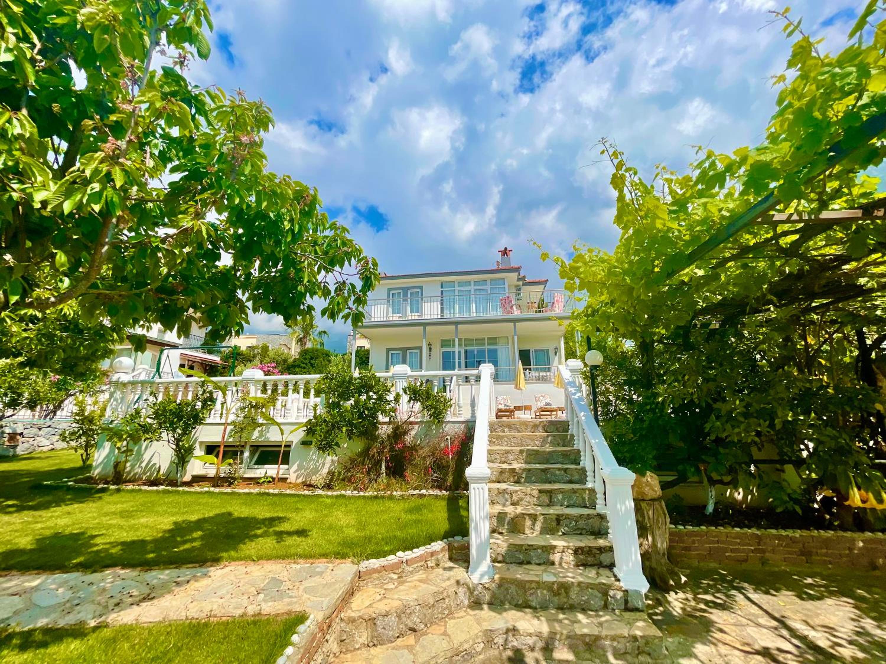 Hotel Mountain Valley Oludeniz - Image 1