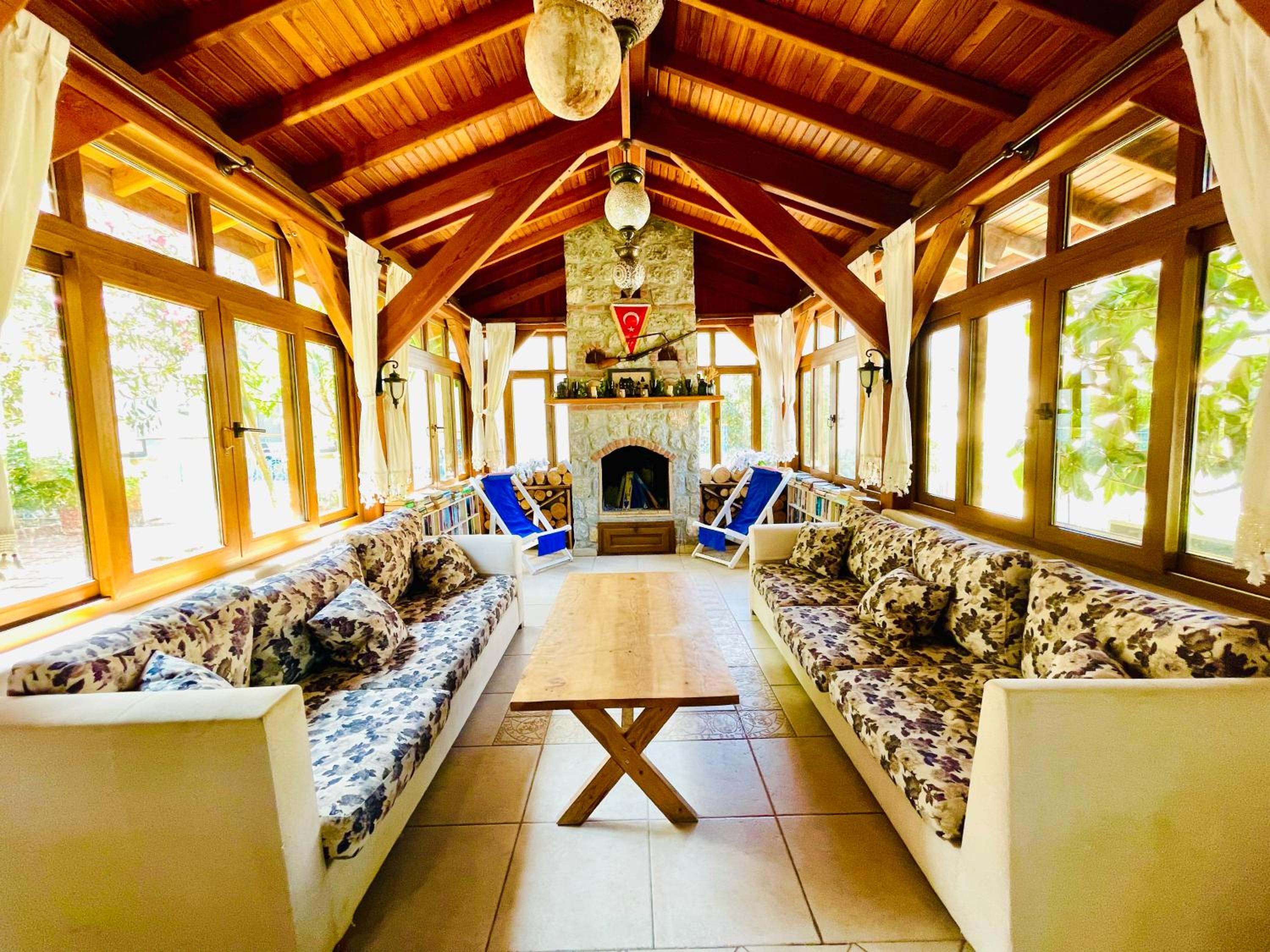 lounge