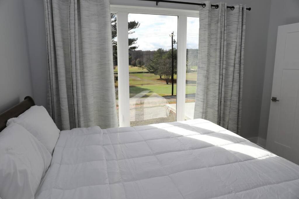 Golf Views Mount Airy view 4