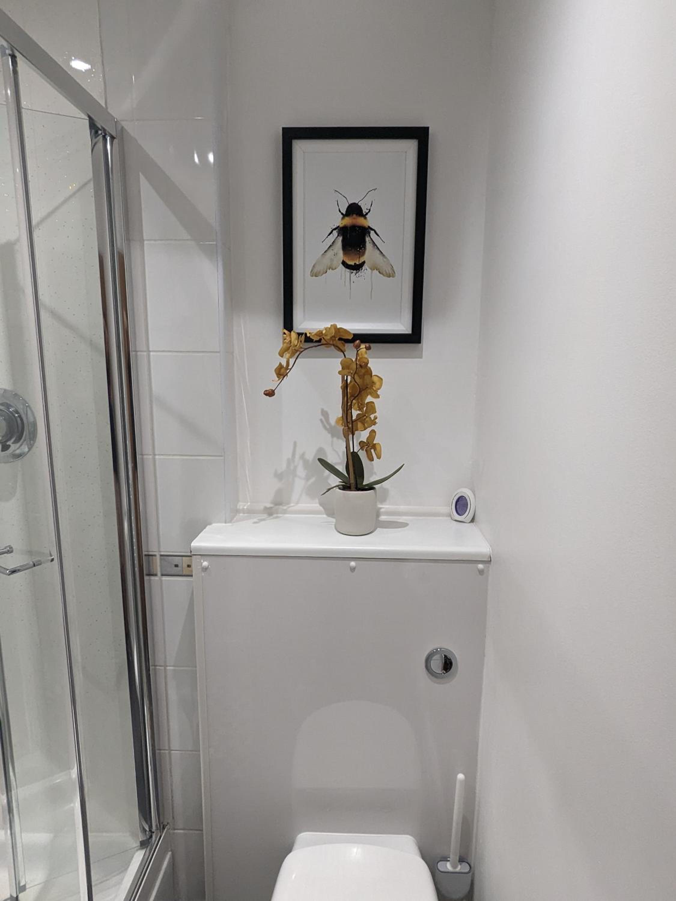 Beautiful Modern Coventry City Centre Apartment view 5