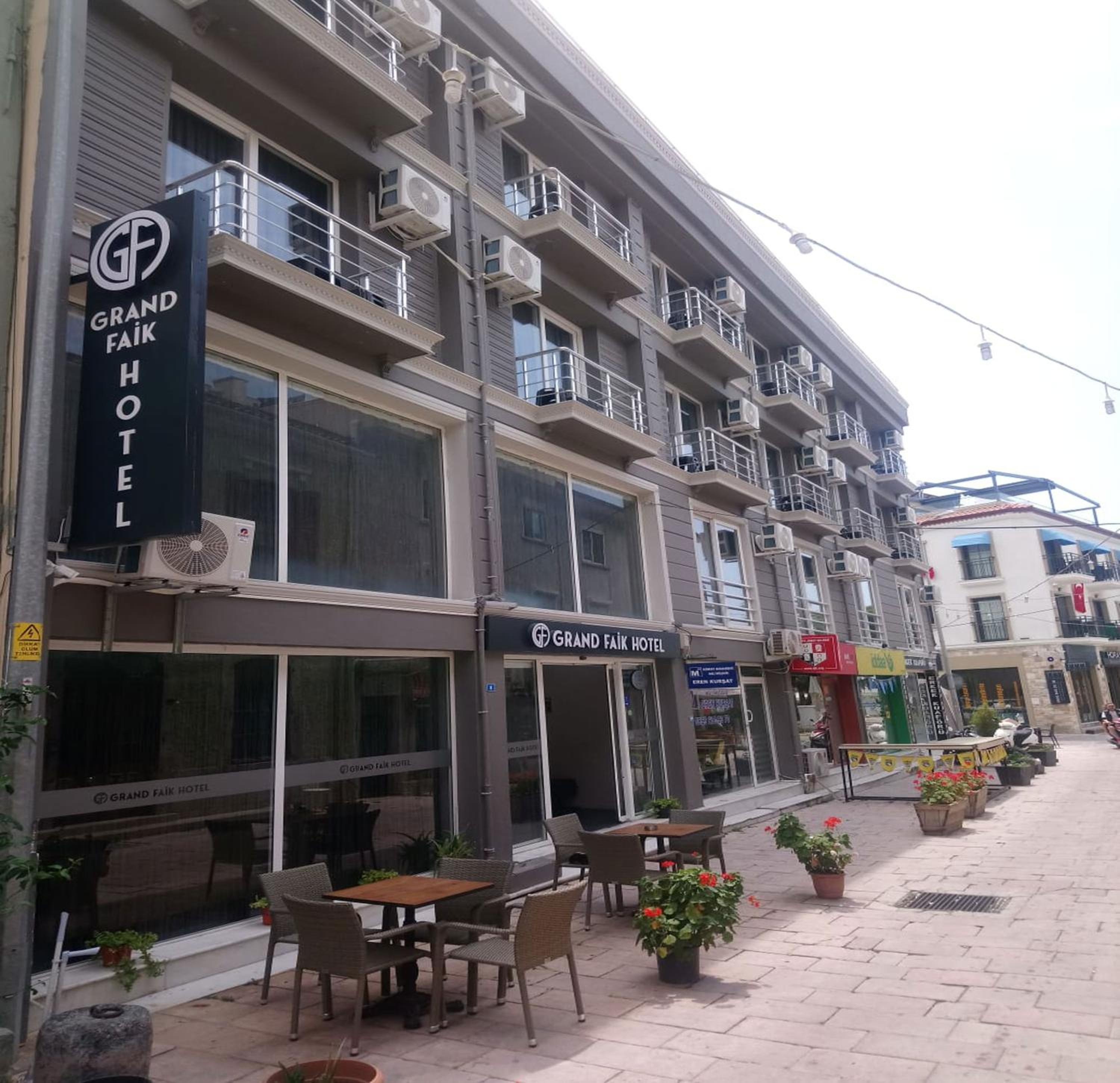 Grand Faik Hotel - Image 36