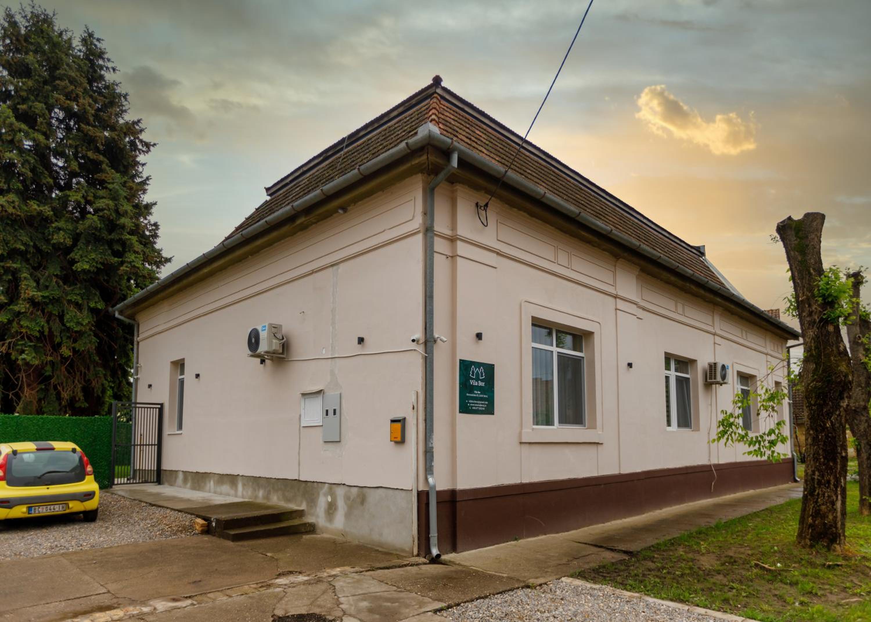 Vila Bor