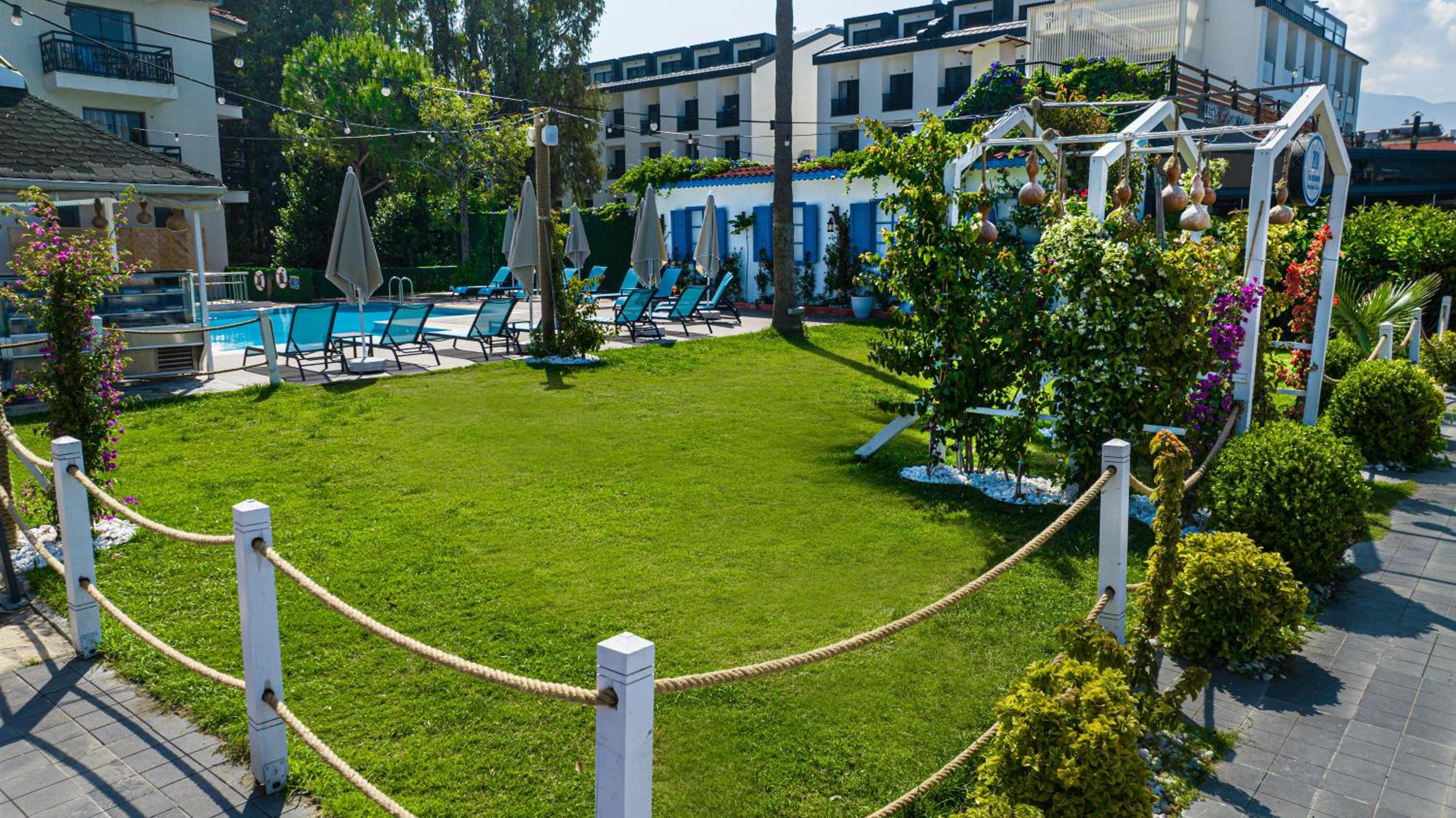 Uras Beach Otel - Image 13
