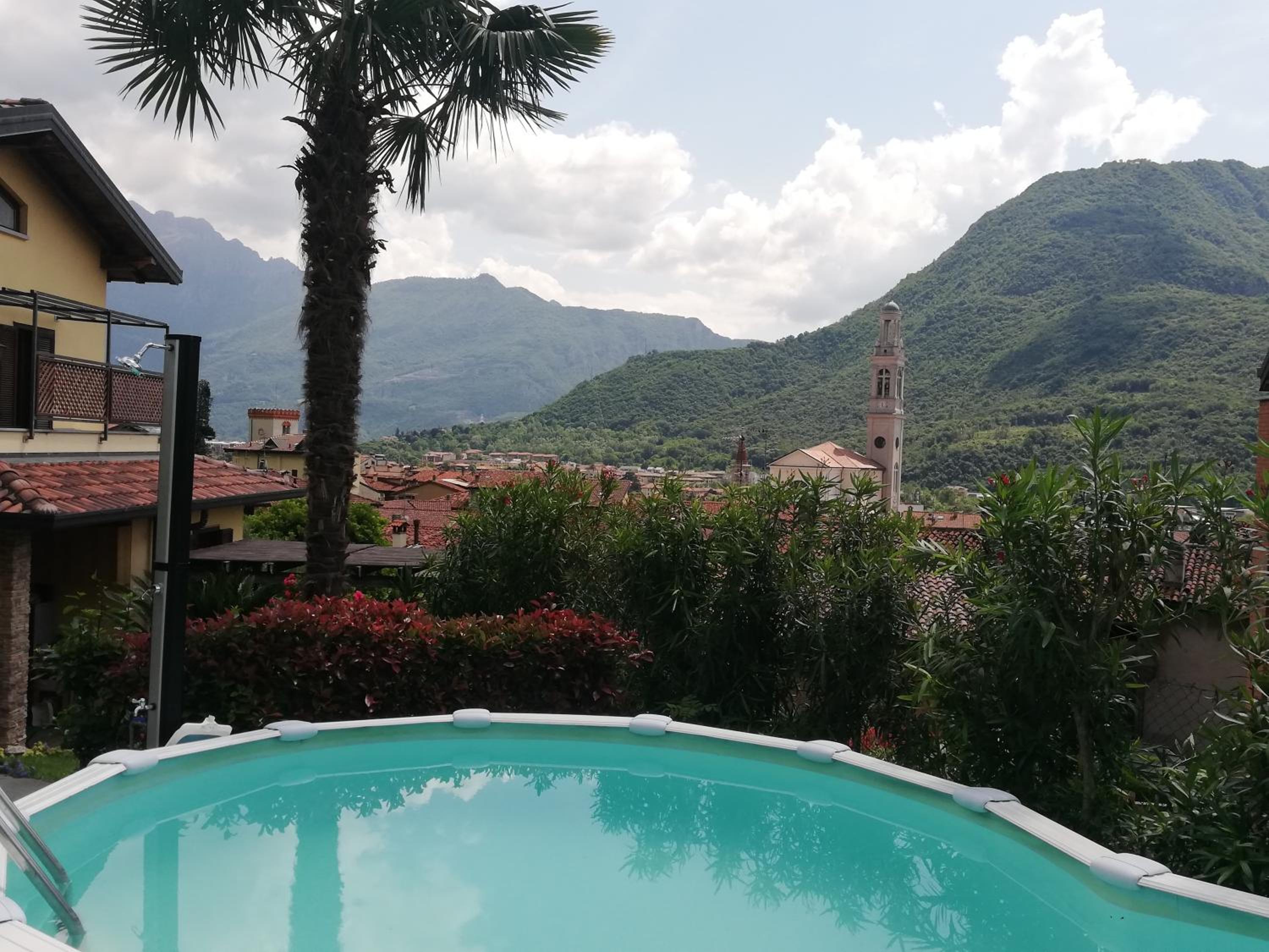 Relais Garden Lecco en Valmadrera — recepcion & lobby