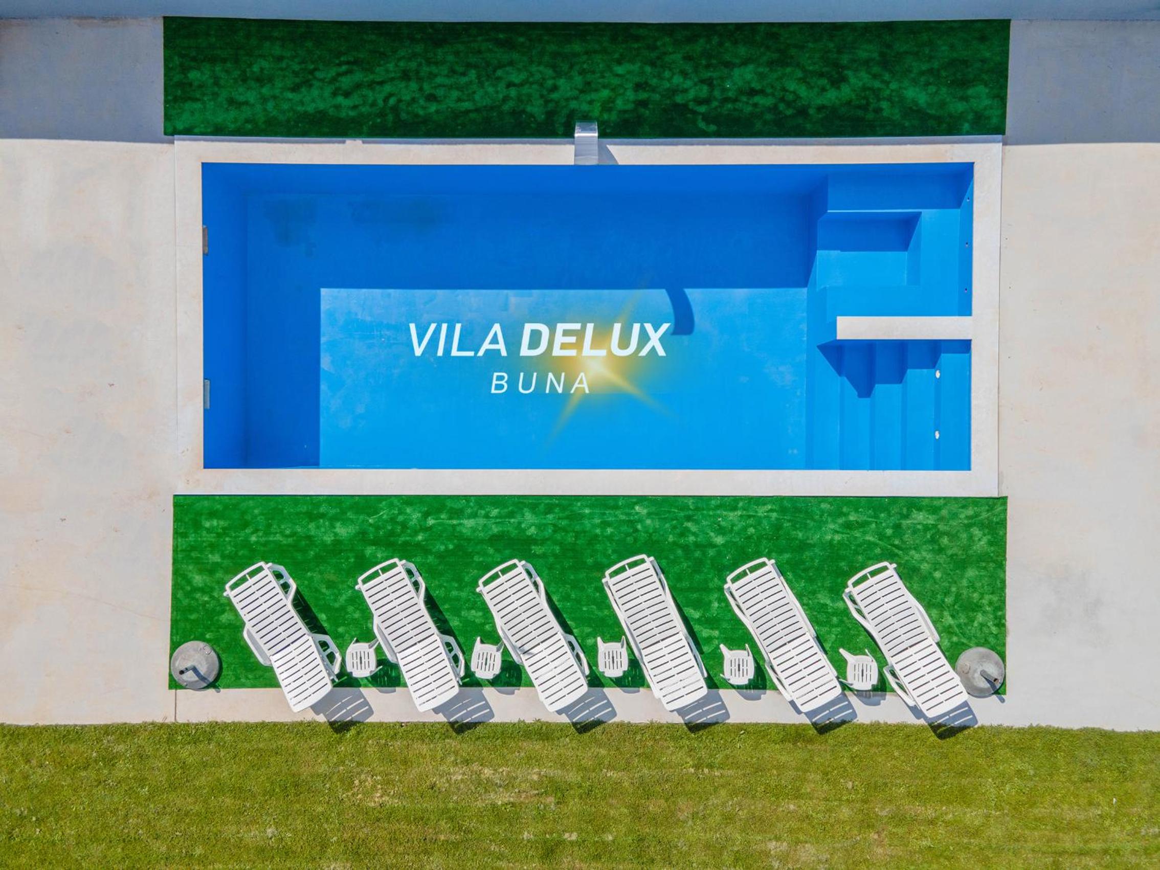Villa Deluxe Buna