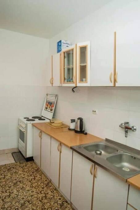 Lidija Apartments