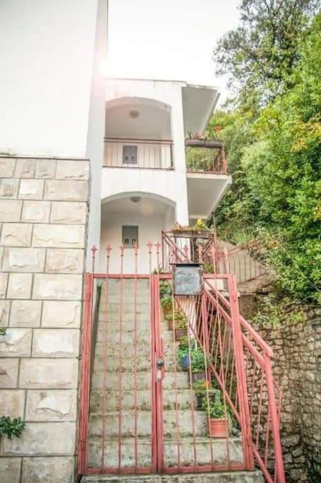 Lidija Apartments