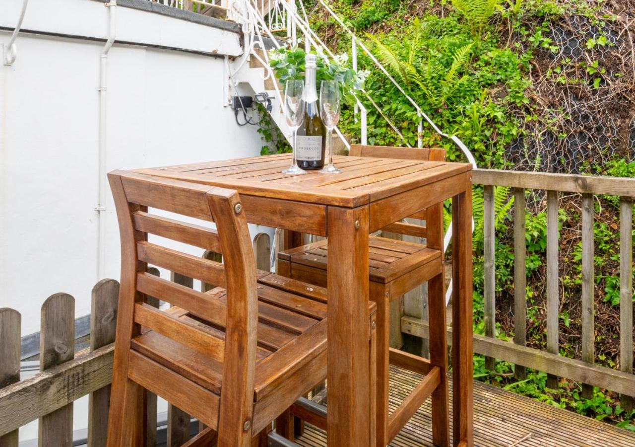 2 Bed in Kingswear oc-bc1505