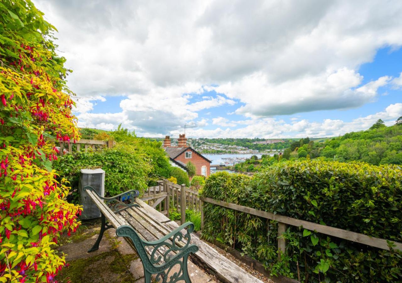 2 Bed in Kingswear oc-bc1505