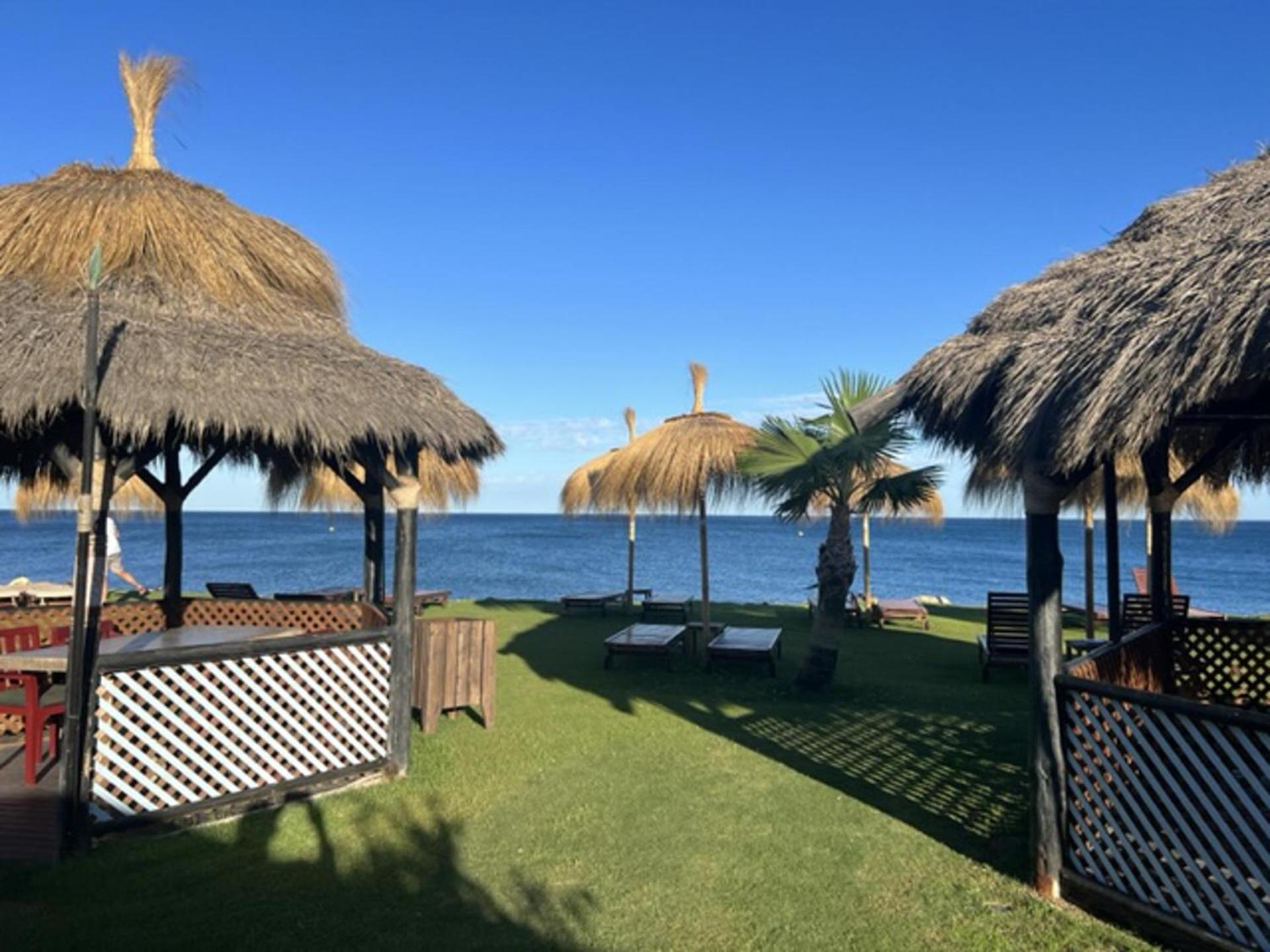 Luxury Villa in perfect location with sea views