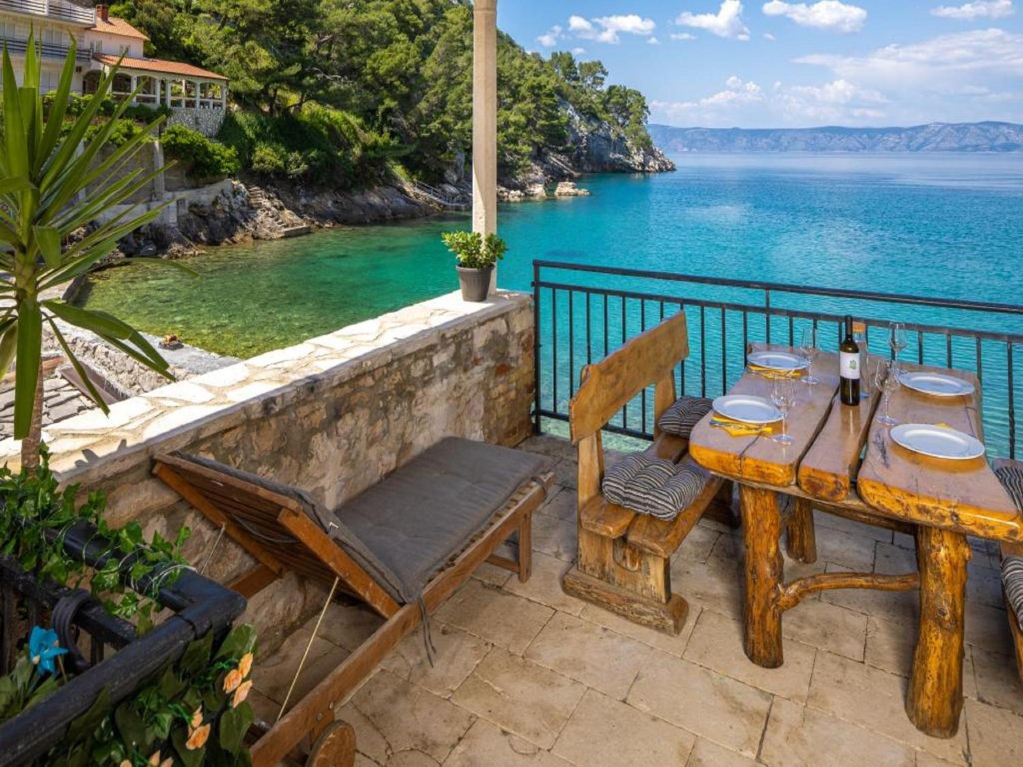 Apartments Vela Stiniva view 2