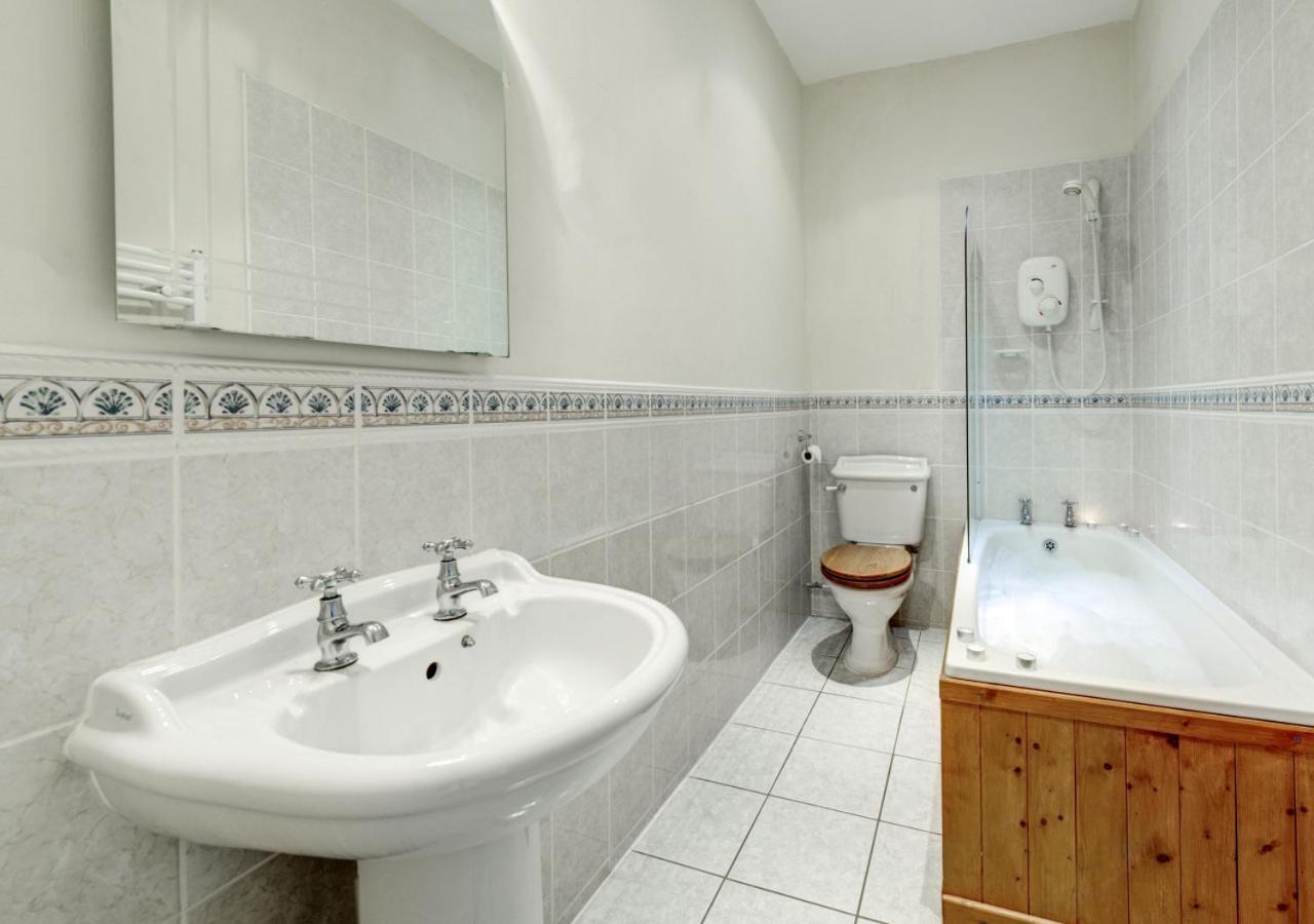 7 Bed in Kingsbridge oc-bc2187