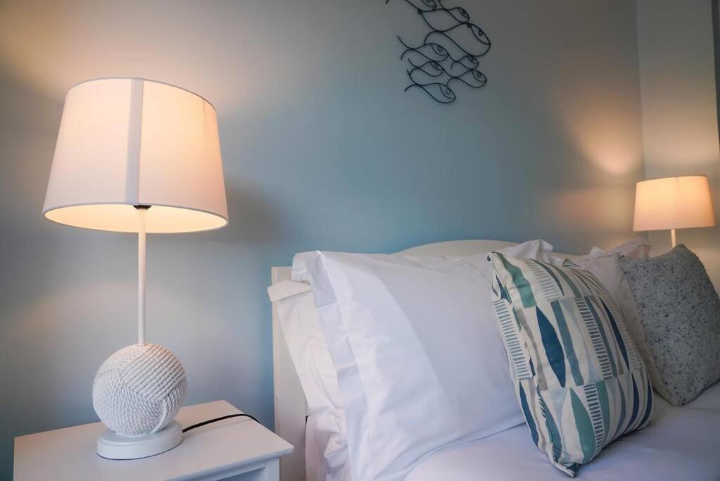 Luxury holiday home in central Truro view 3