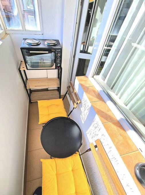 Art Apartment + 2BD parking space