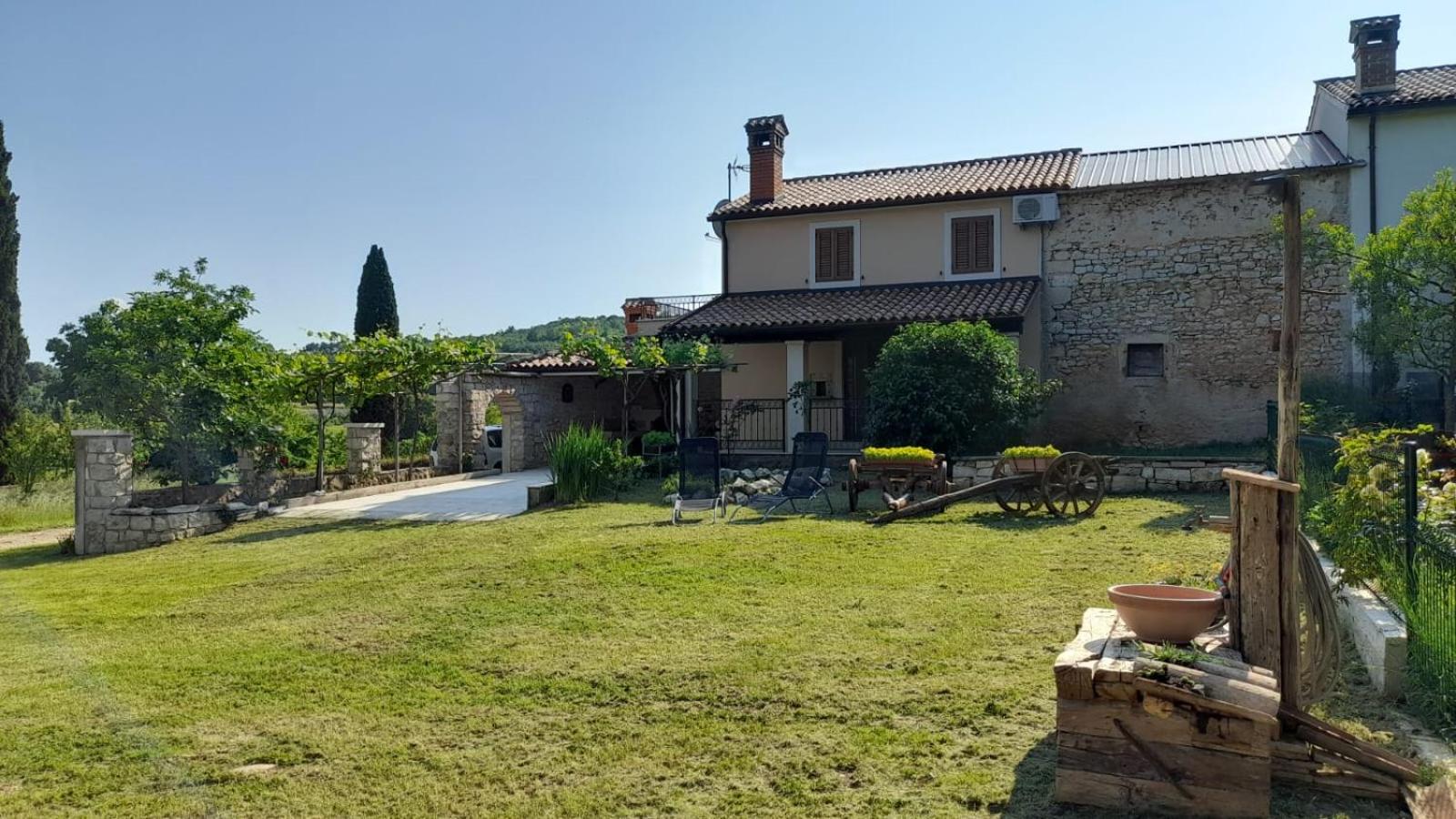 Casa Mandula view 3
