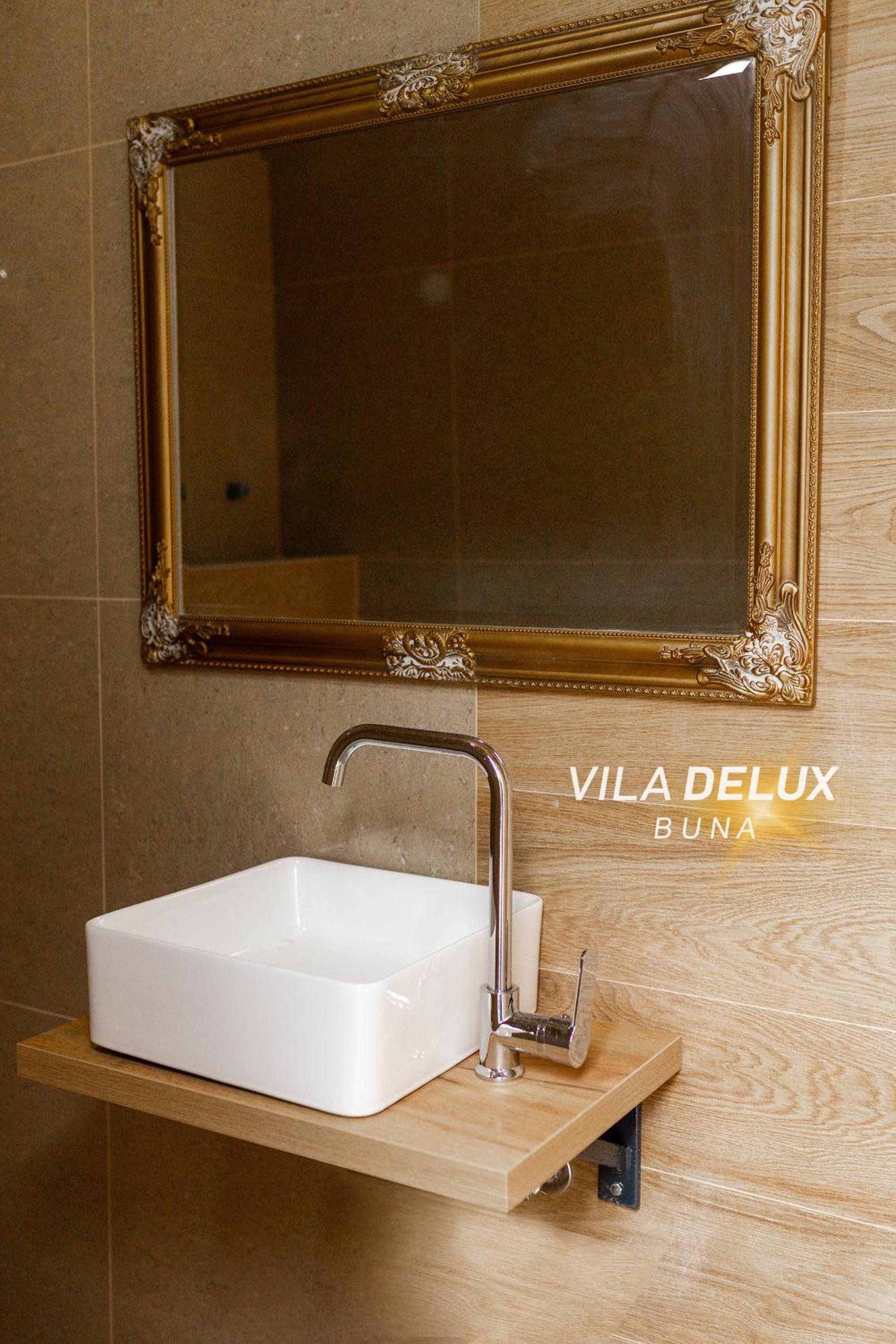 Villa Deluxe Buna