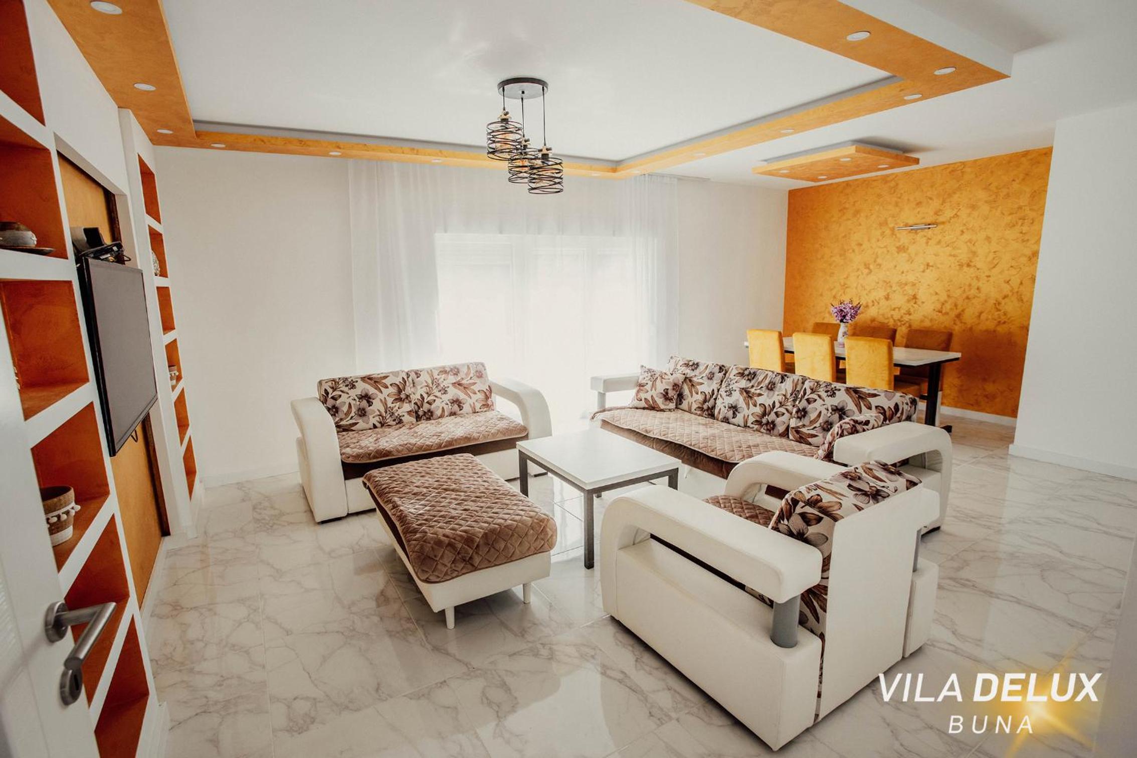 Villa Deluxe Buna