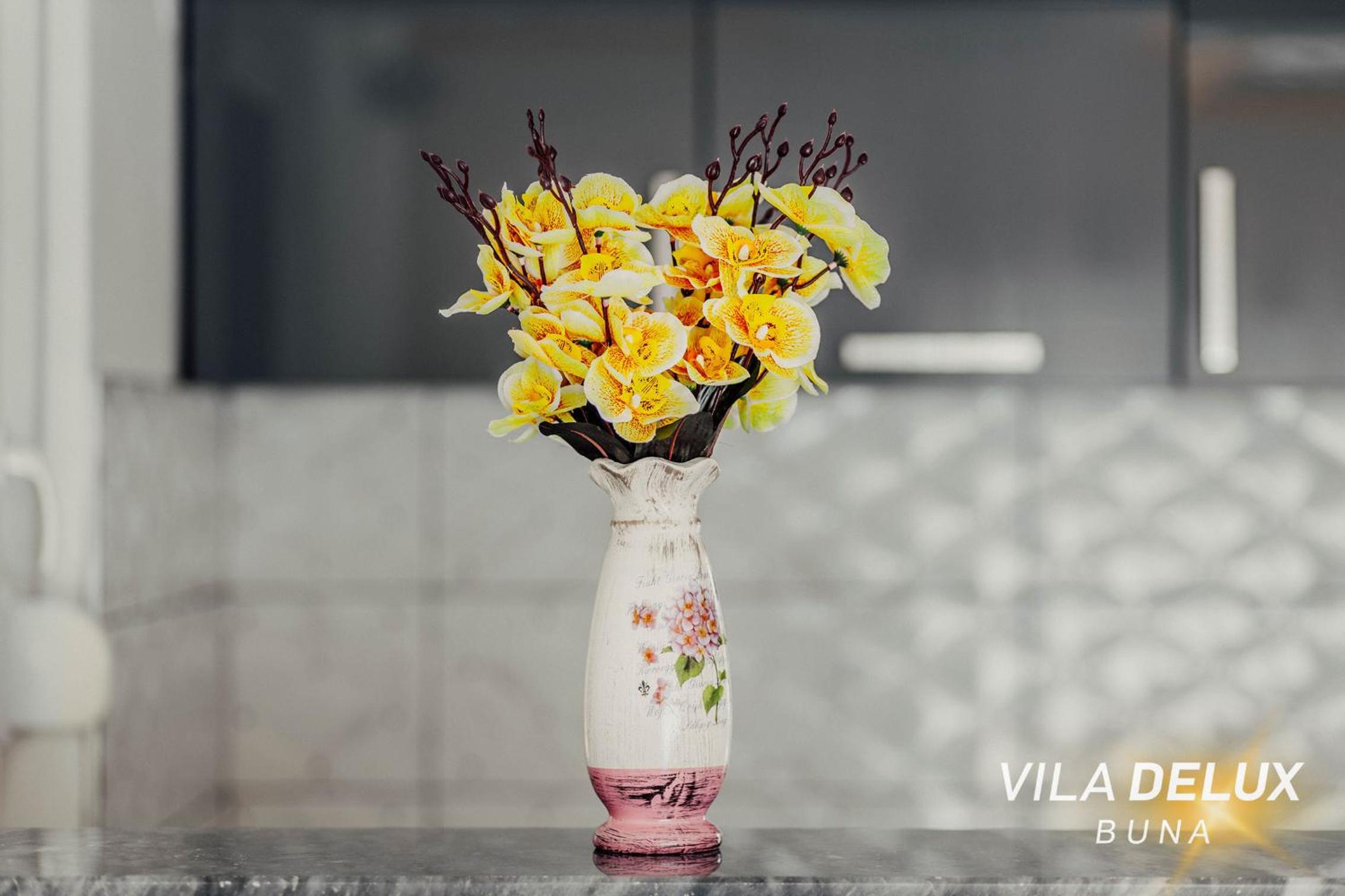 Villa Deluxe Buna