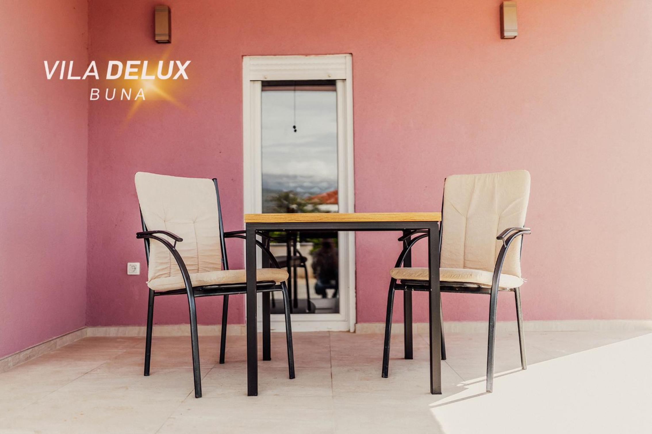 Villa Deluxe Buna
