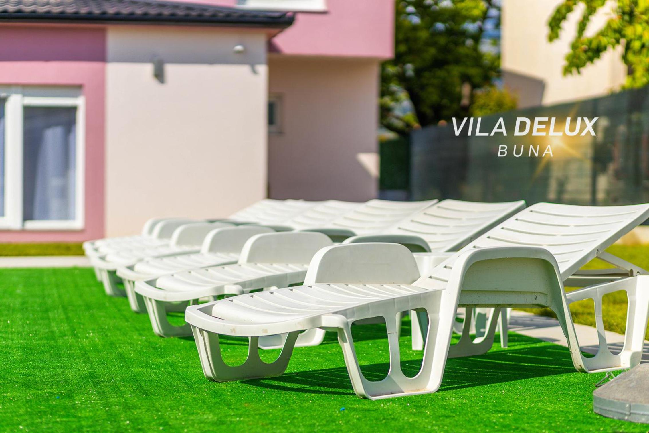 Villa Deluxe Buna