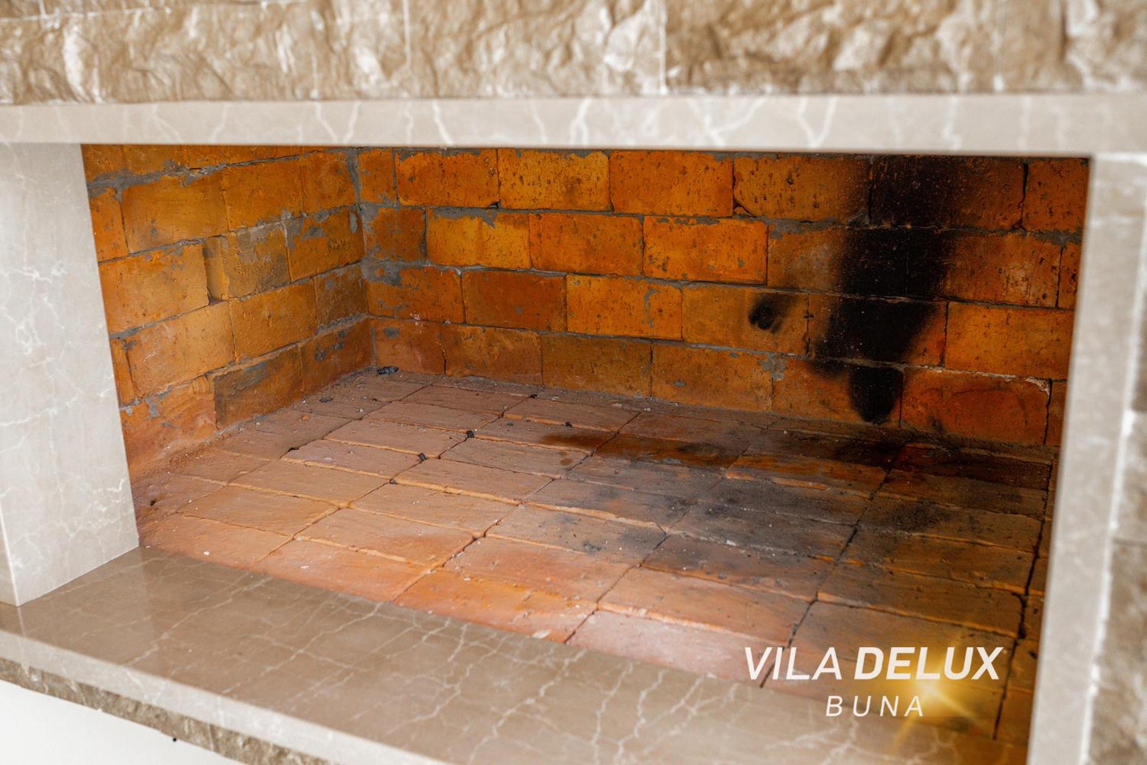 Villa Deluxe Buna