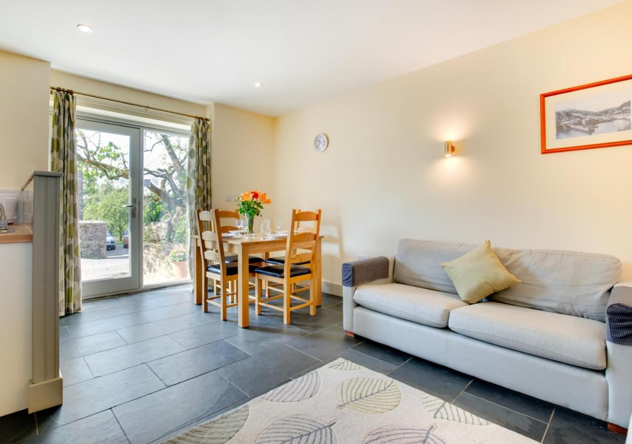 2 Bed in Totnes oc-bcteig