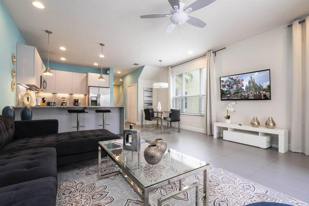Mickey Mouse Magical Townhome near Disney - SER01