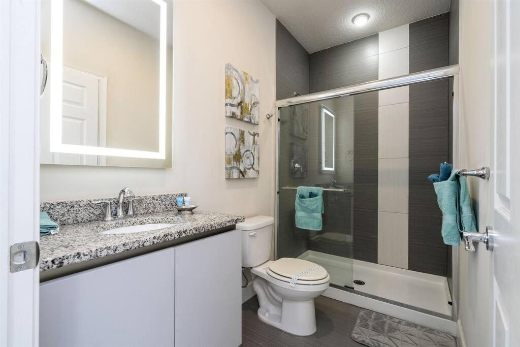 Mickey Mouse Magical Townhome near Disney - SER01