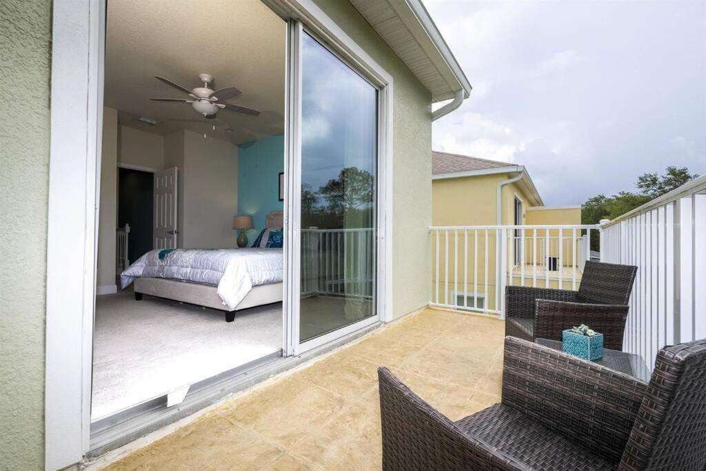 Mickey Mouse Magical Townhome near Disney - SER01