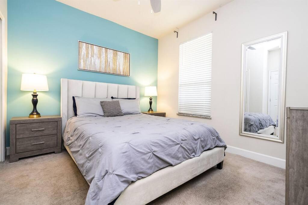 Mickey Mouse Magical Townhome near Disney - SER01