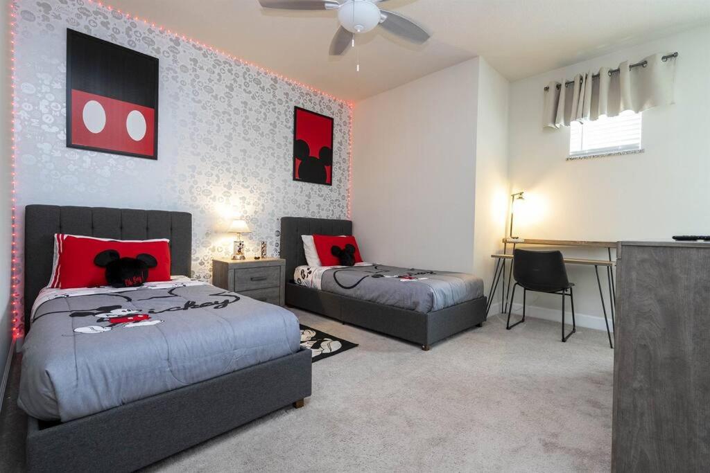 Mickey Mouse Magical Townhome near Disney - SER01