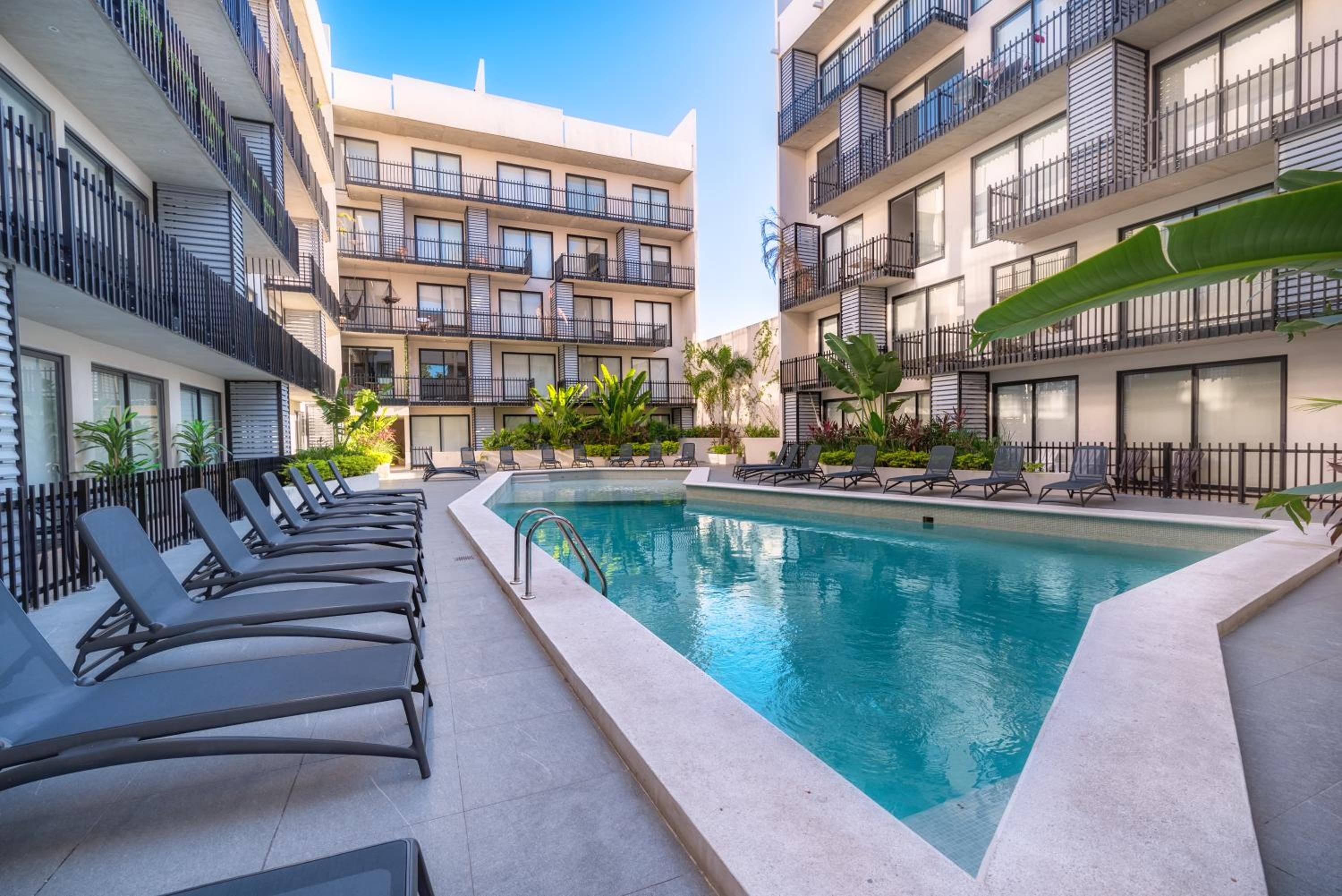 Elegant 2BR Apartments in The Heart Of Playa Cinema KidsZone 2 Pools view 5