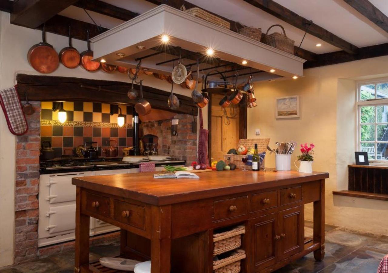 4 Bed in Honiton oc-hutfar